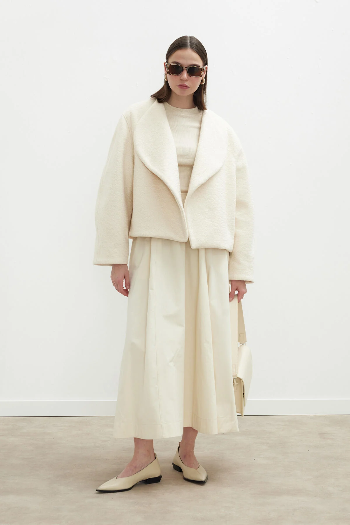 Jacqueline Short Cachet Coat Ecru - Image 2