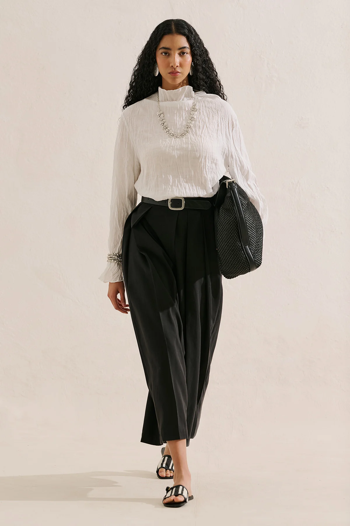 Linen Blend Crinkled Cropped Blouse Ecru - Image 2
