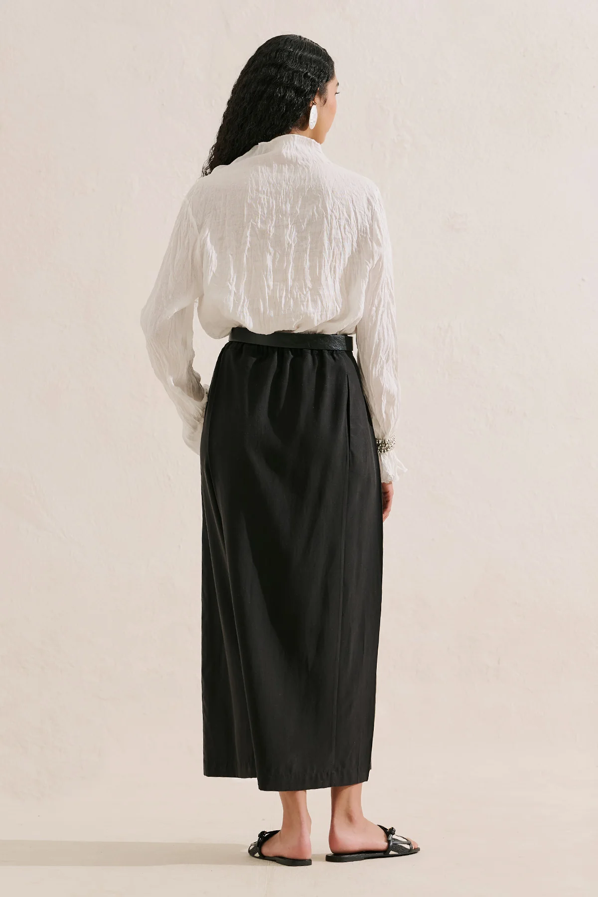 Linen Blend Crinkled Cropped Blouse Ecru - Image 5