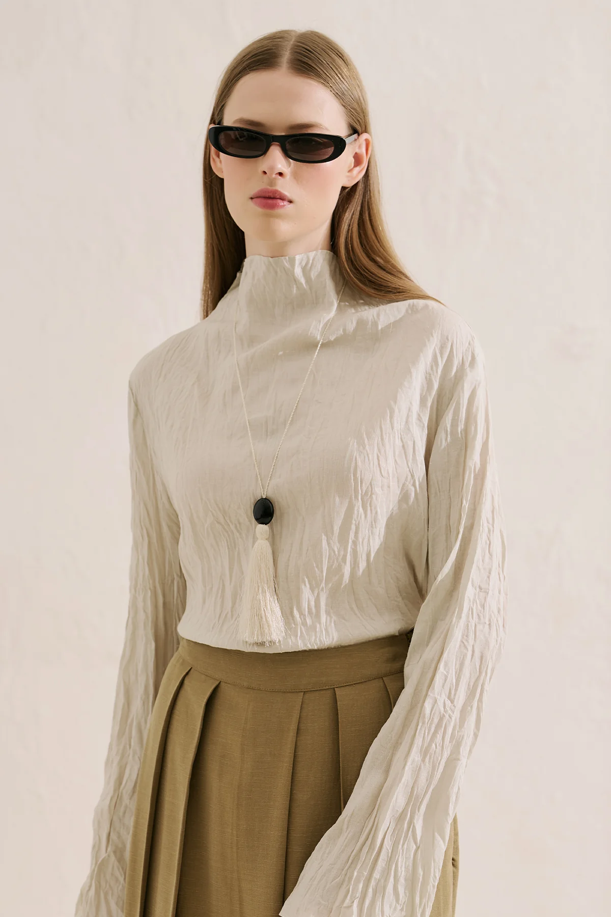 Linen Blend Crinkled Cropped Blouse Natural - Image 4