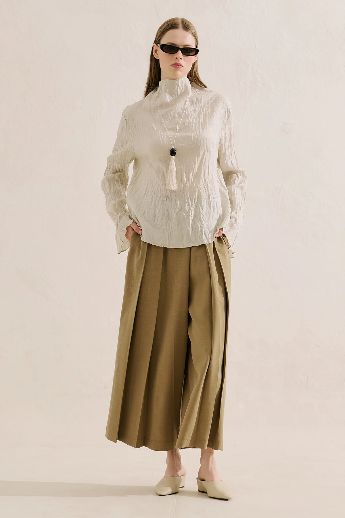 Linen Blend Crinkled Cropped Blouse Natural - Image 5