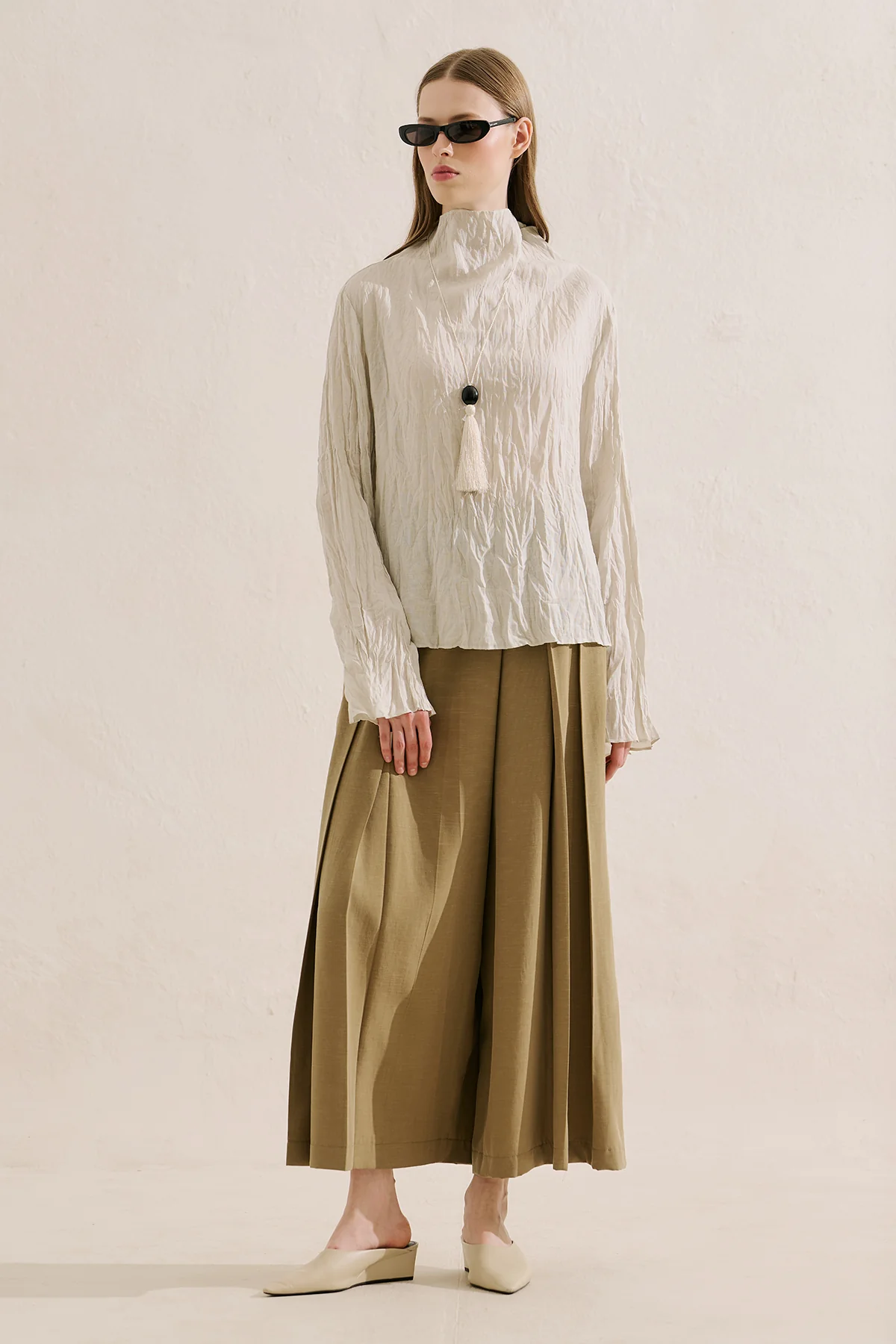 Linen Blend Crinkled Cropped Blouse Natural - Image 7