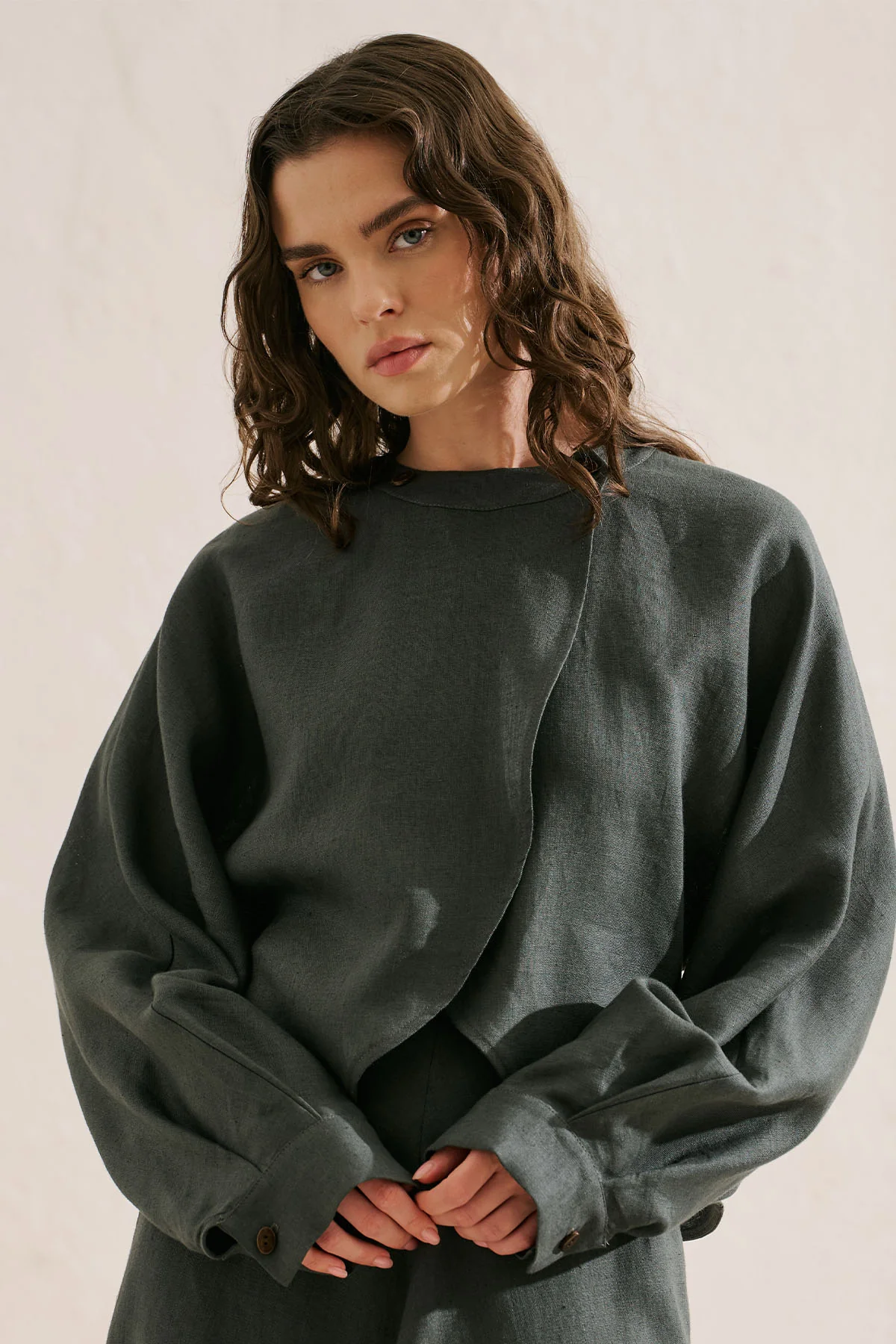 Linen Cape Style Shirt Dark Green - Image 4