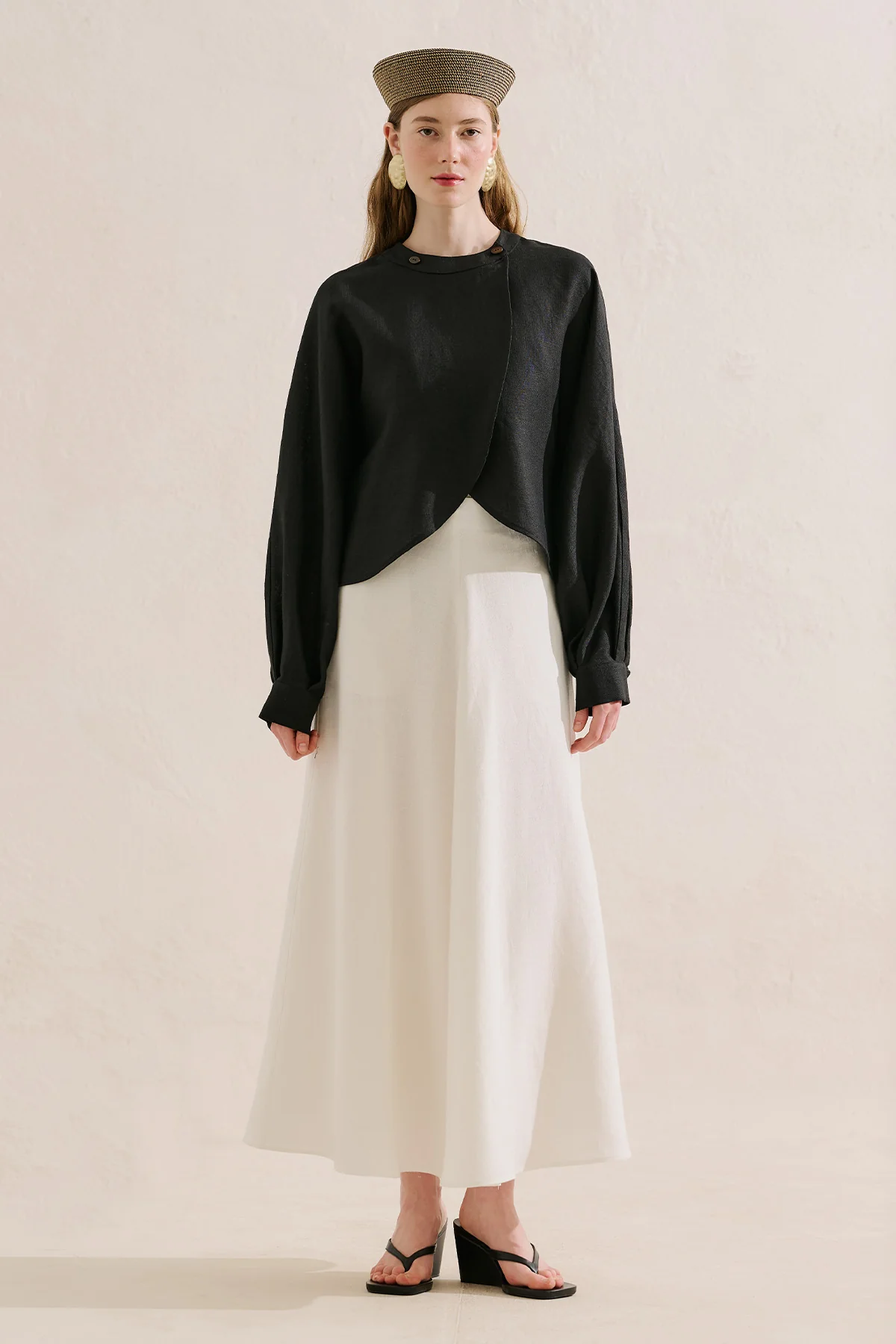 Linen Cape Style Shirt Black - Image 4