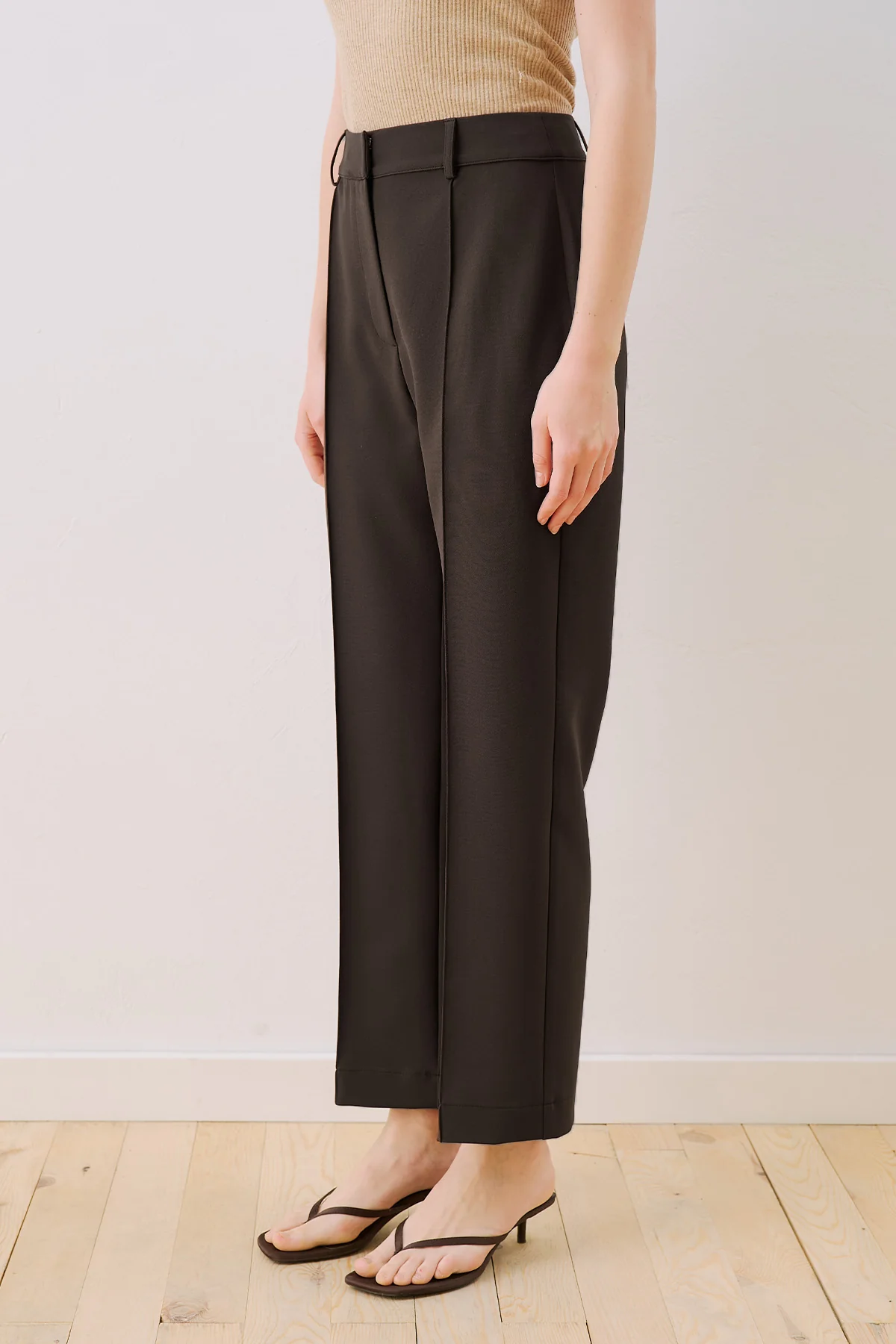 Cropped Straight Trousers Brown - Image 2