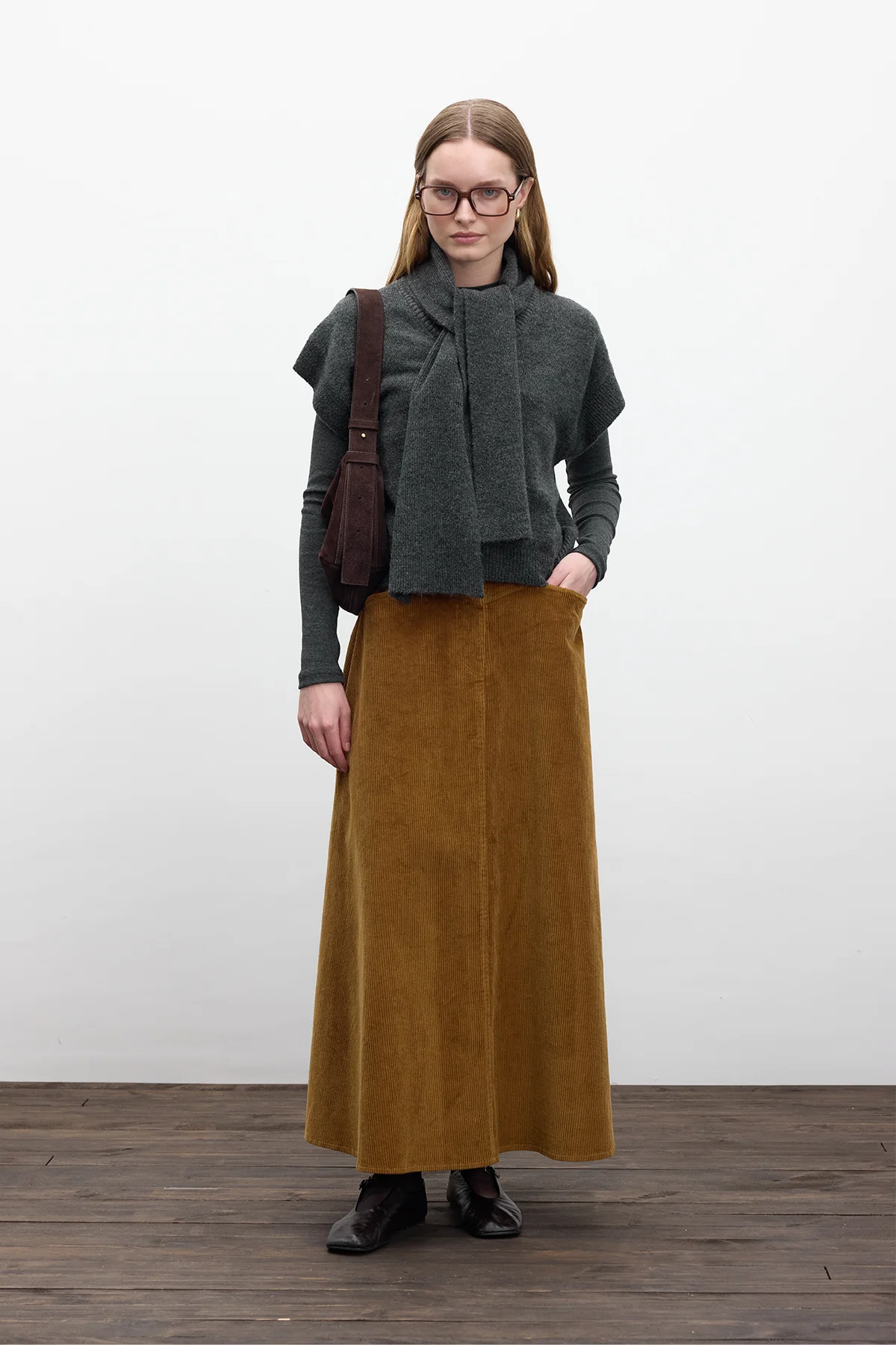 Knit Sweater Vest With Scarf Anthracite - Image 3