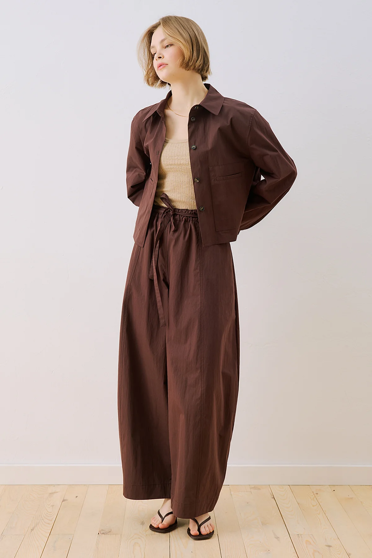 Elastic Waist Barrel Trousers Brown - Image 3