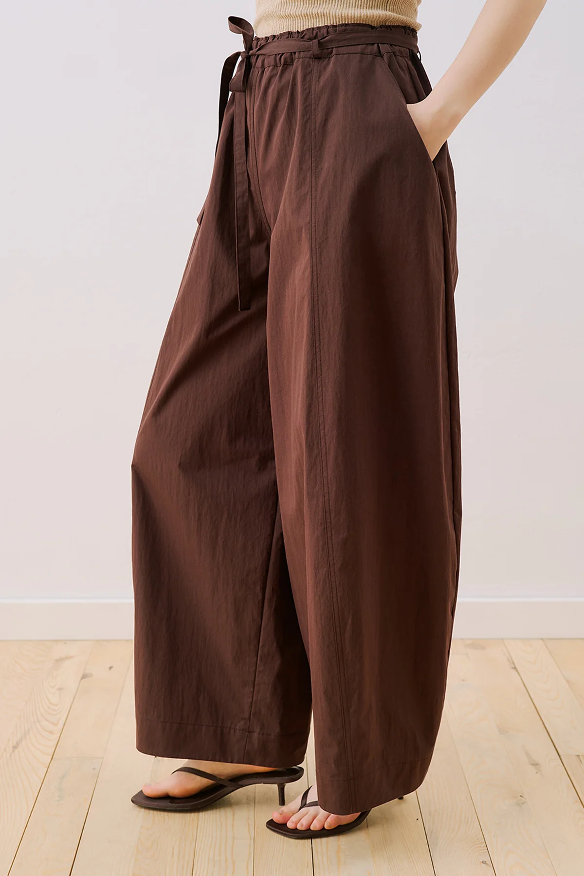Elastic Waist Barrel Trousers Brown - Image 6
