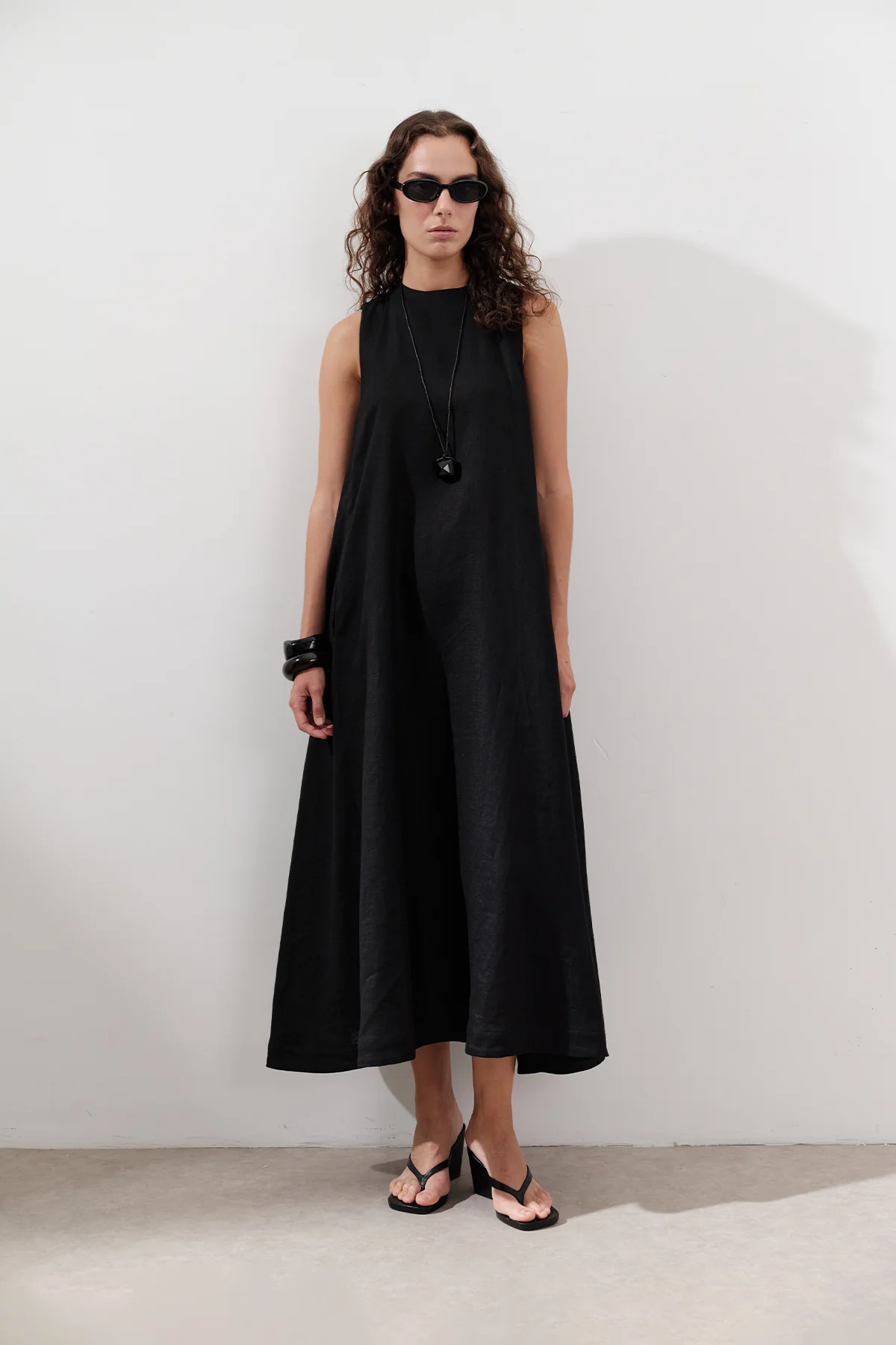 Linen Gathered Dress Black - Image 6