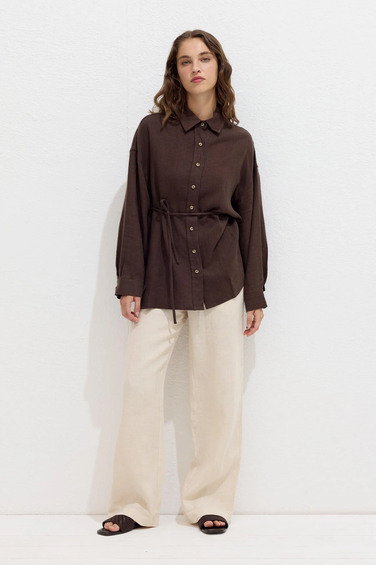 Linen Oversize Buttoned Shirt Dark Brown - Image 4