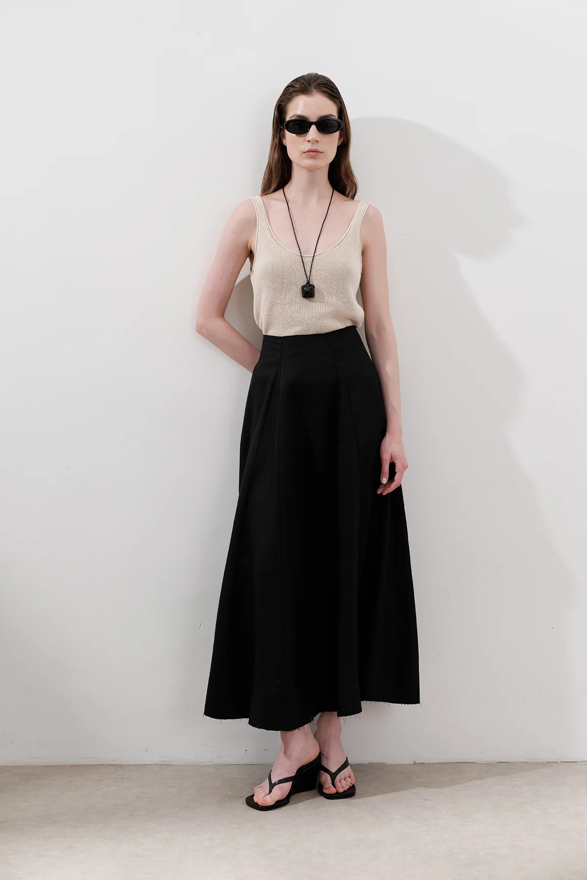 Linen Panel Skirt Black - Image 3