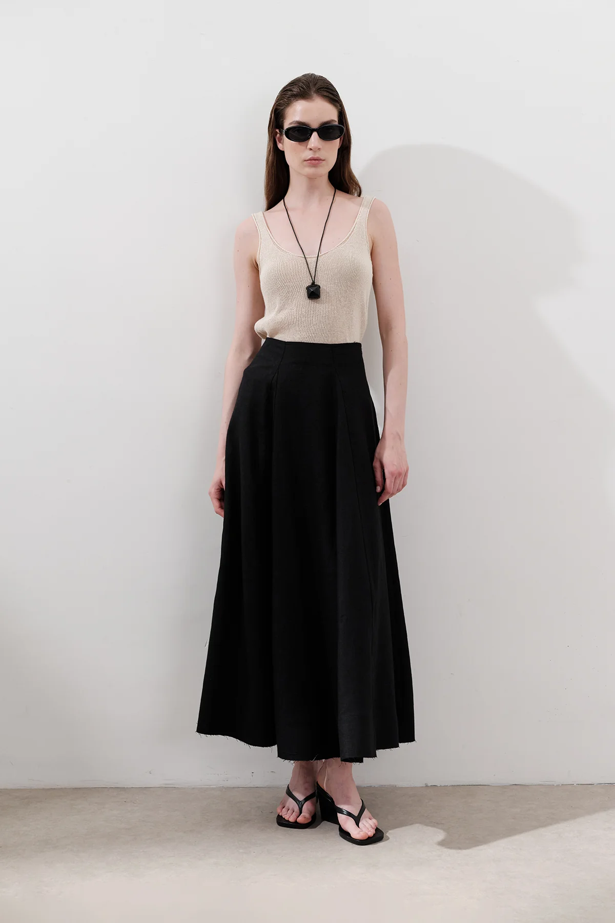 Linen Panel Skirt Black - Image 6