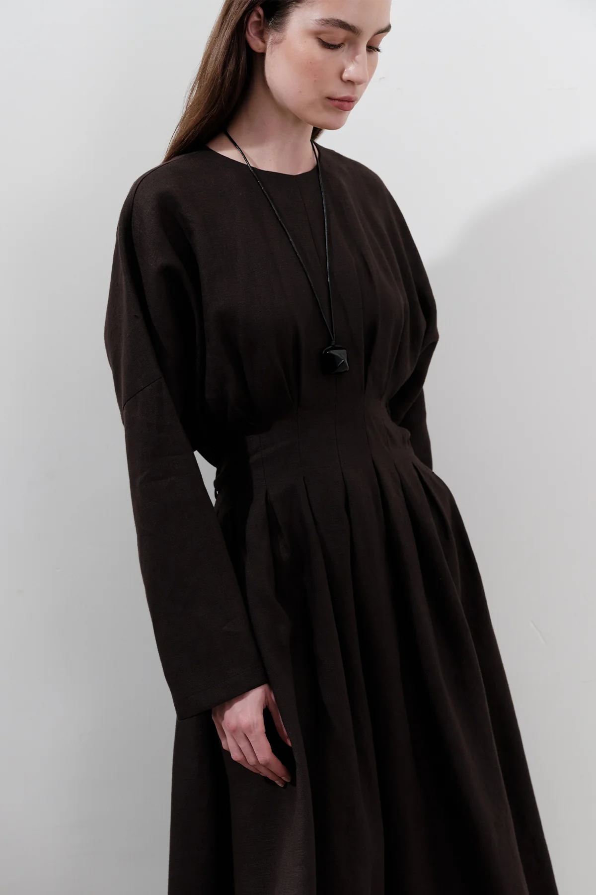 Linen Pleat Detail Dress Dark Brown - Image 3