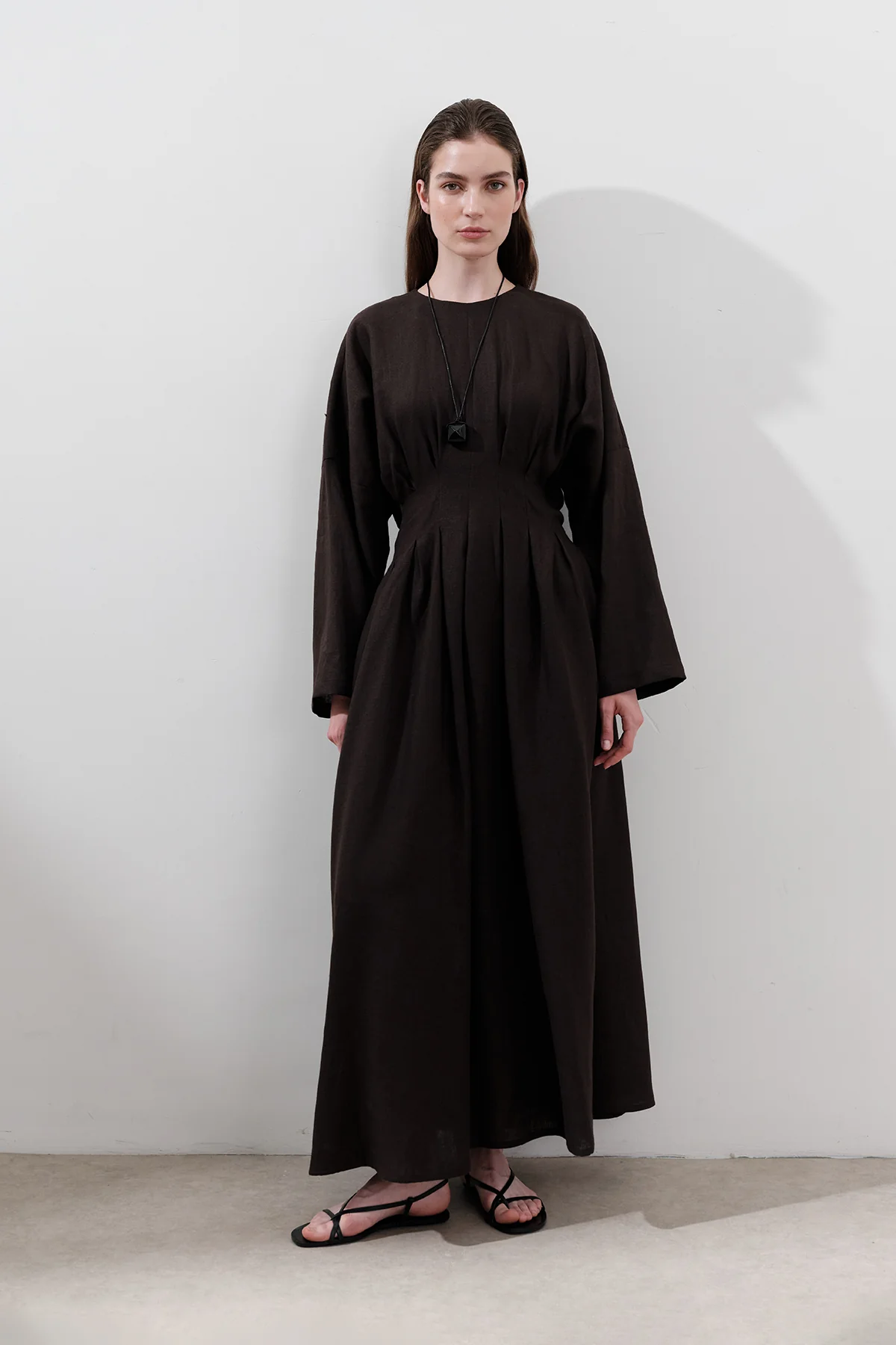 Linen Pleat Detail Dress Dark Brown - Image 4