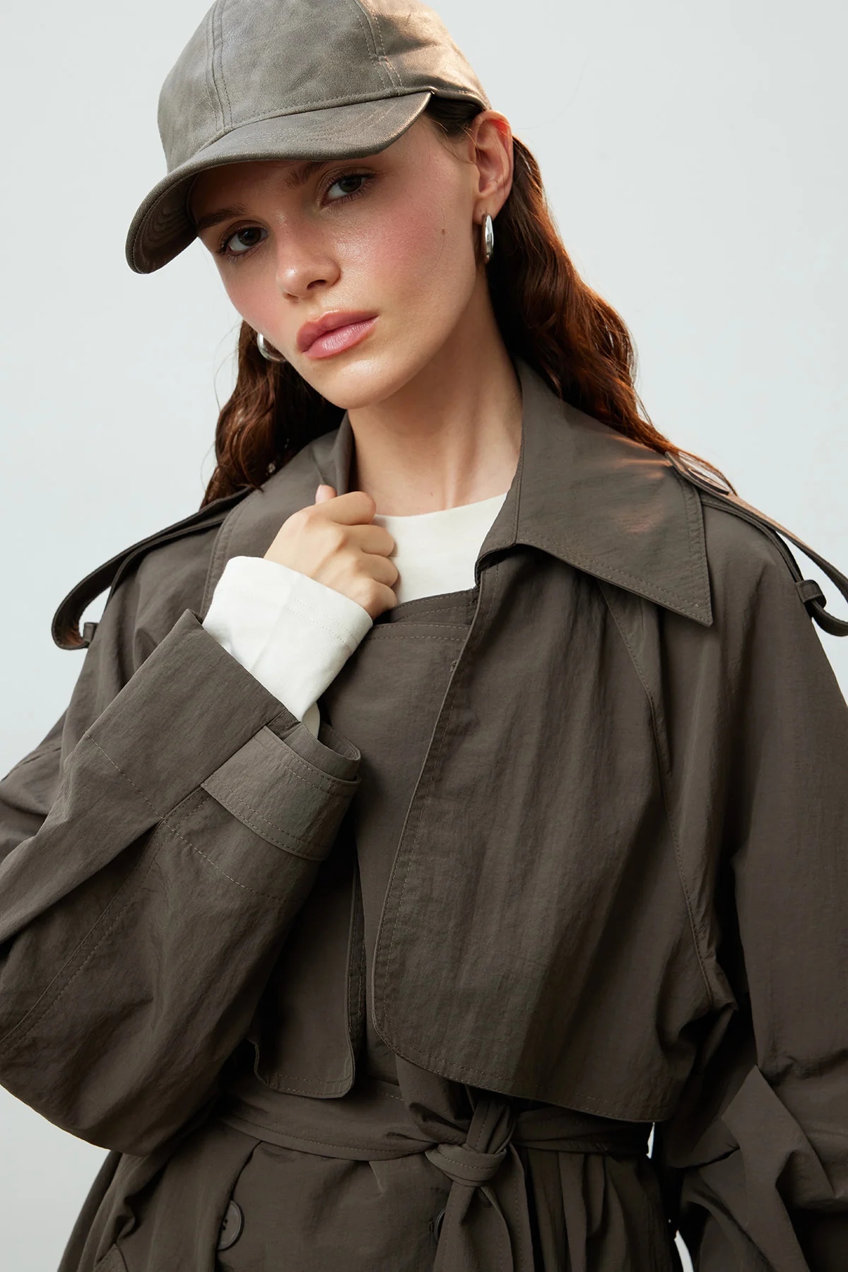 Lisbon Oversize Short Trench Coat Mink - Image 6