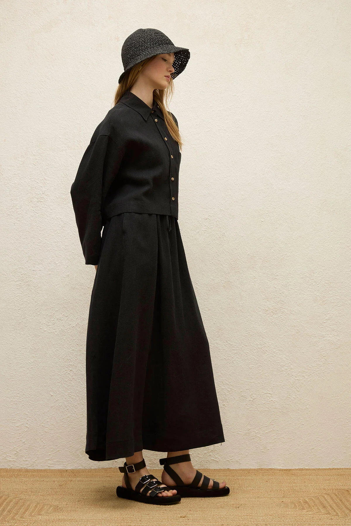 Long Sleeve Linen Crop Shirt Black - Image 6