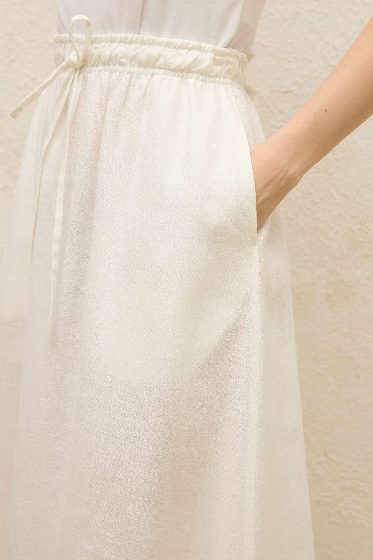 Loose Fit Linen Skirt Ecru - Image 6