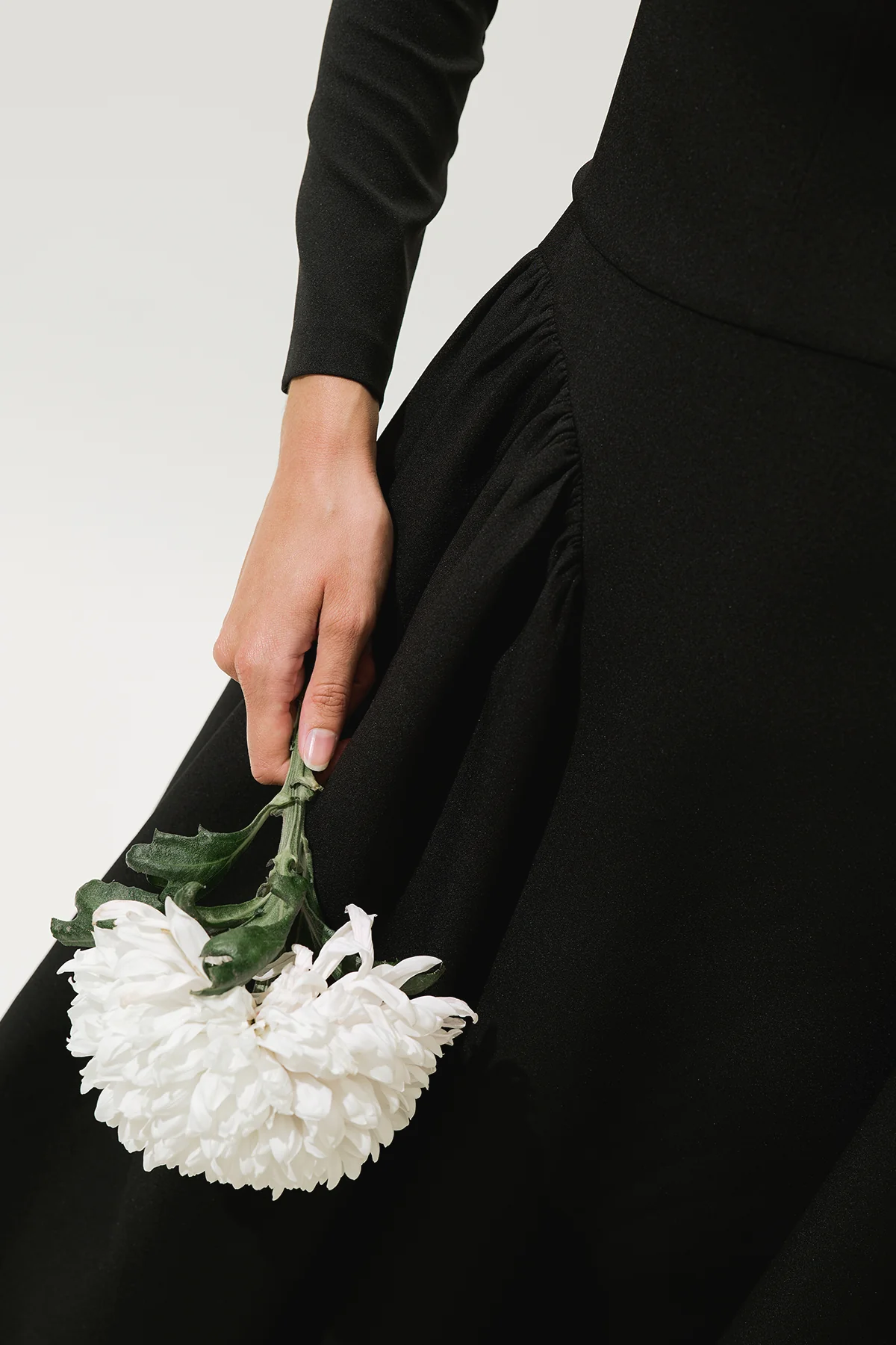 Lora Evening Dress Black - Image 6