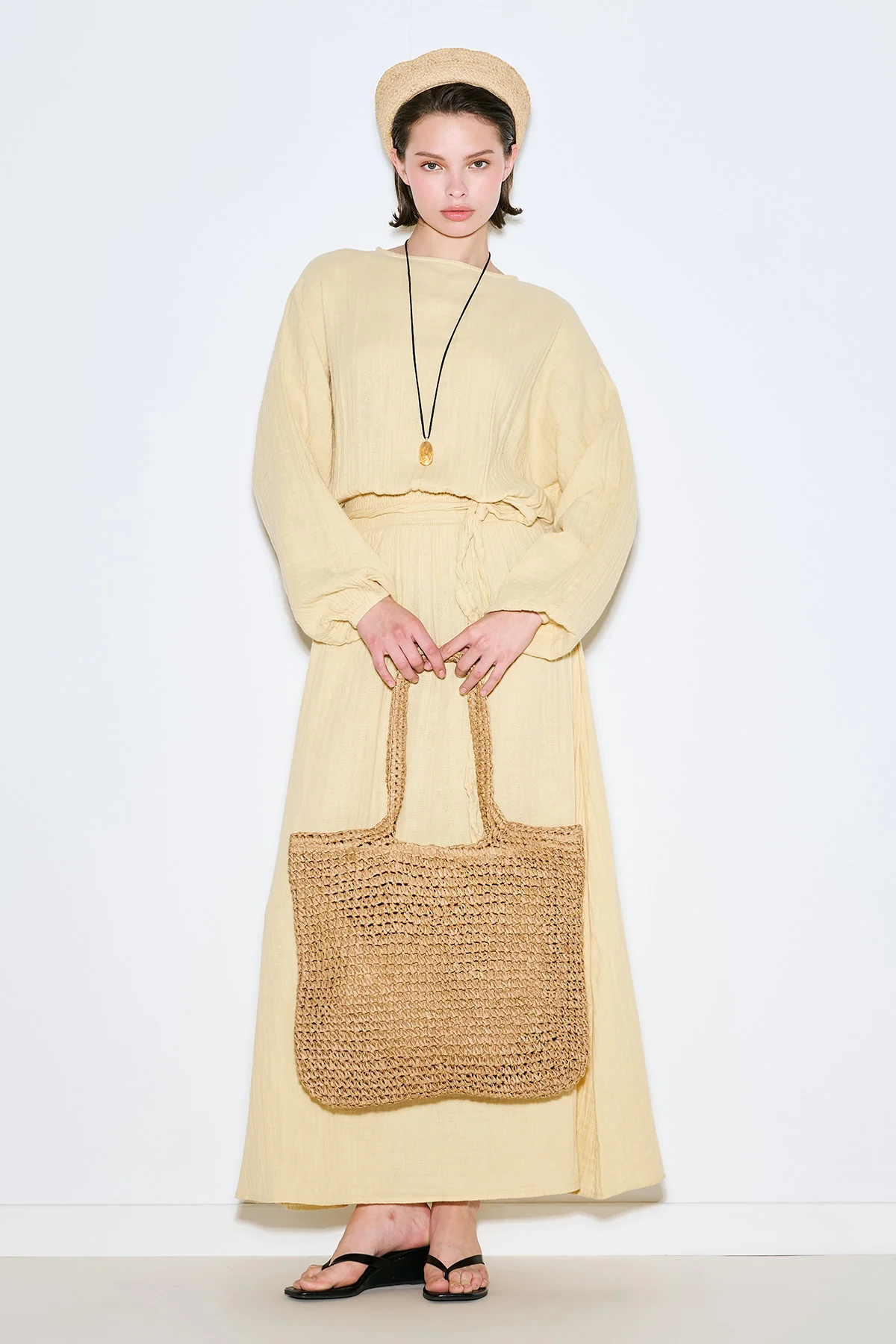 Medium Woven Shoulder Bag Natural - Image 3