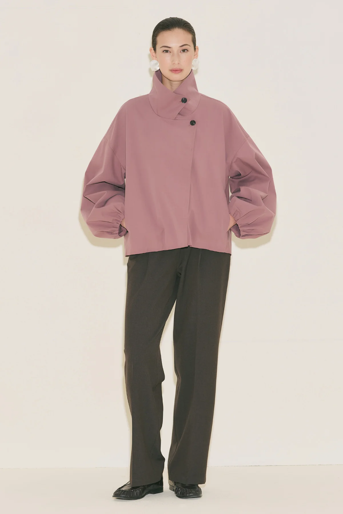 Melva Short Trench Coat With Wide Sleeves Dusty Rose - Image 2