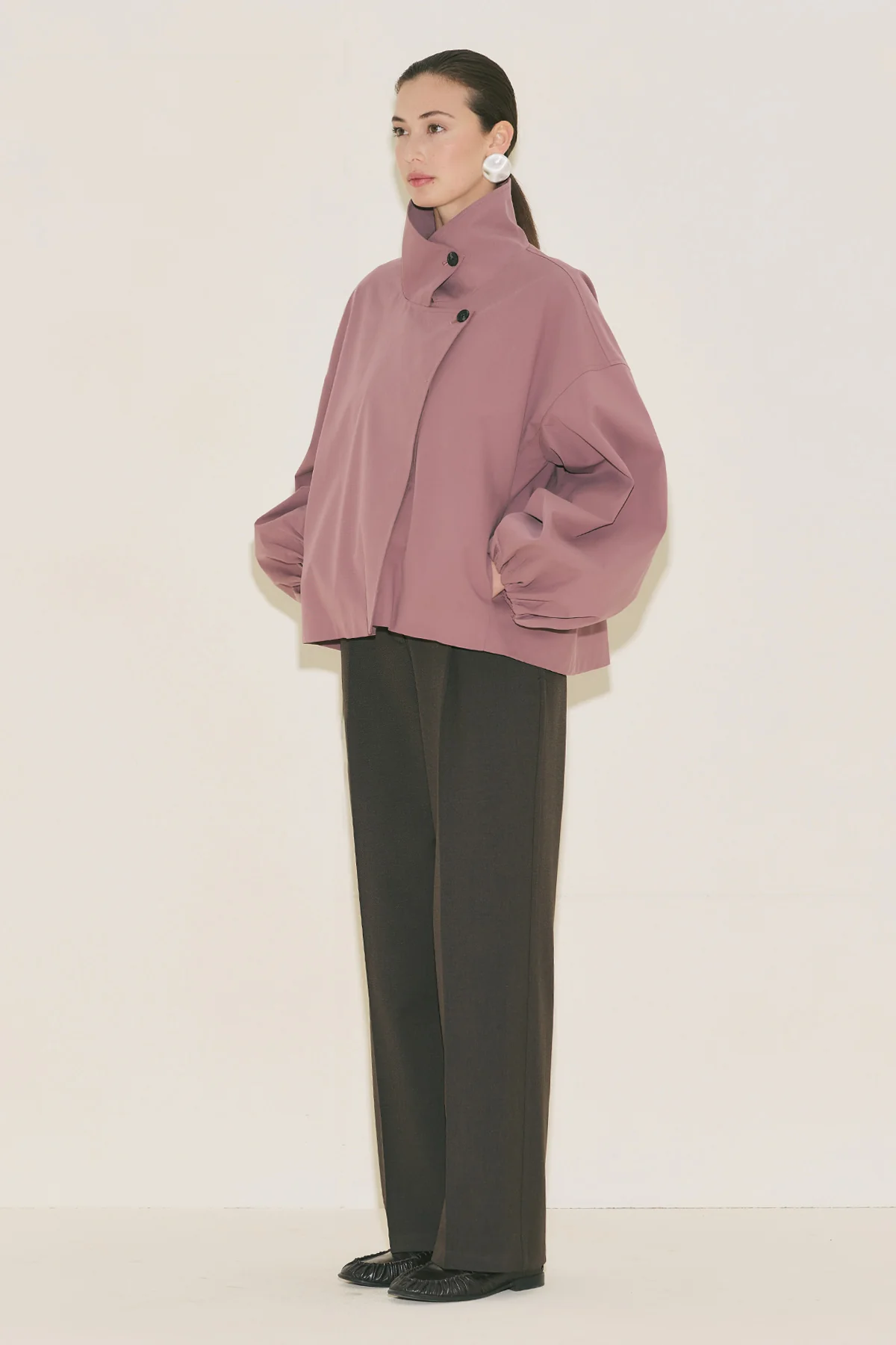 Melva Short Trench Coat With Wide Sleeves Dusty Rose - Image 8