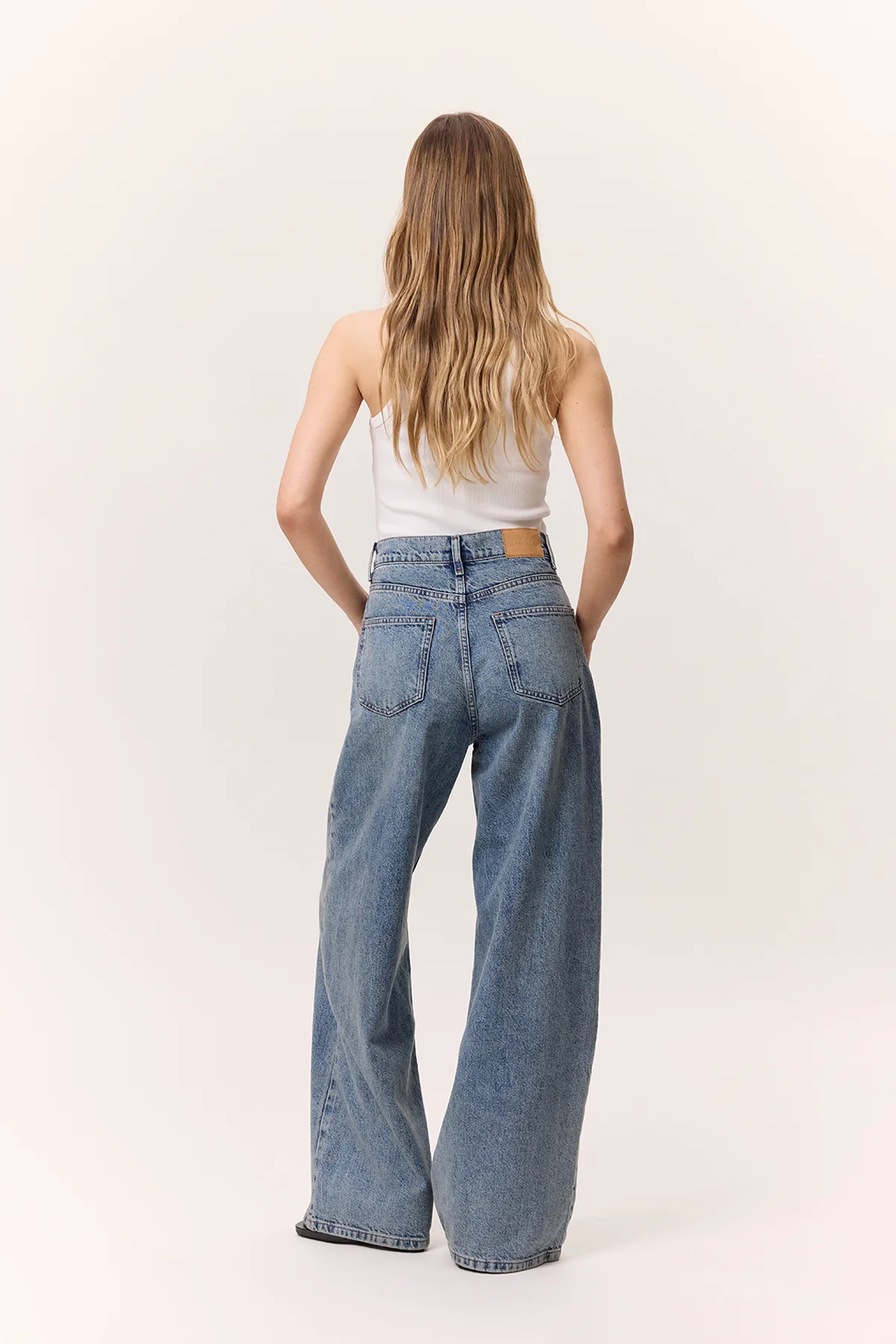 Mid-Rise Loose Fit Jeans Dark Blue - Image 8