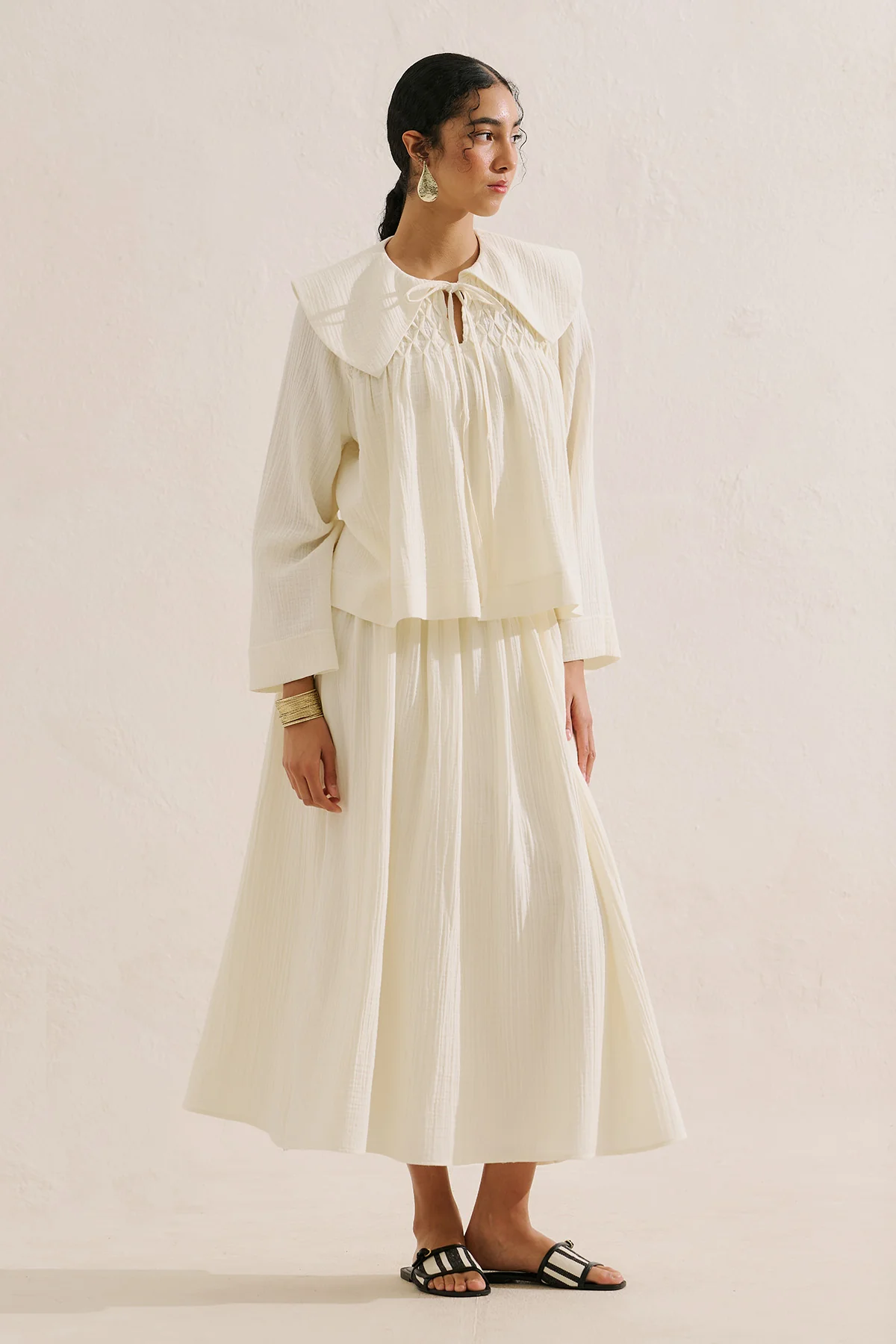 Embroidered Muslin Wide Collar Blouse Ecru - Image 2