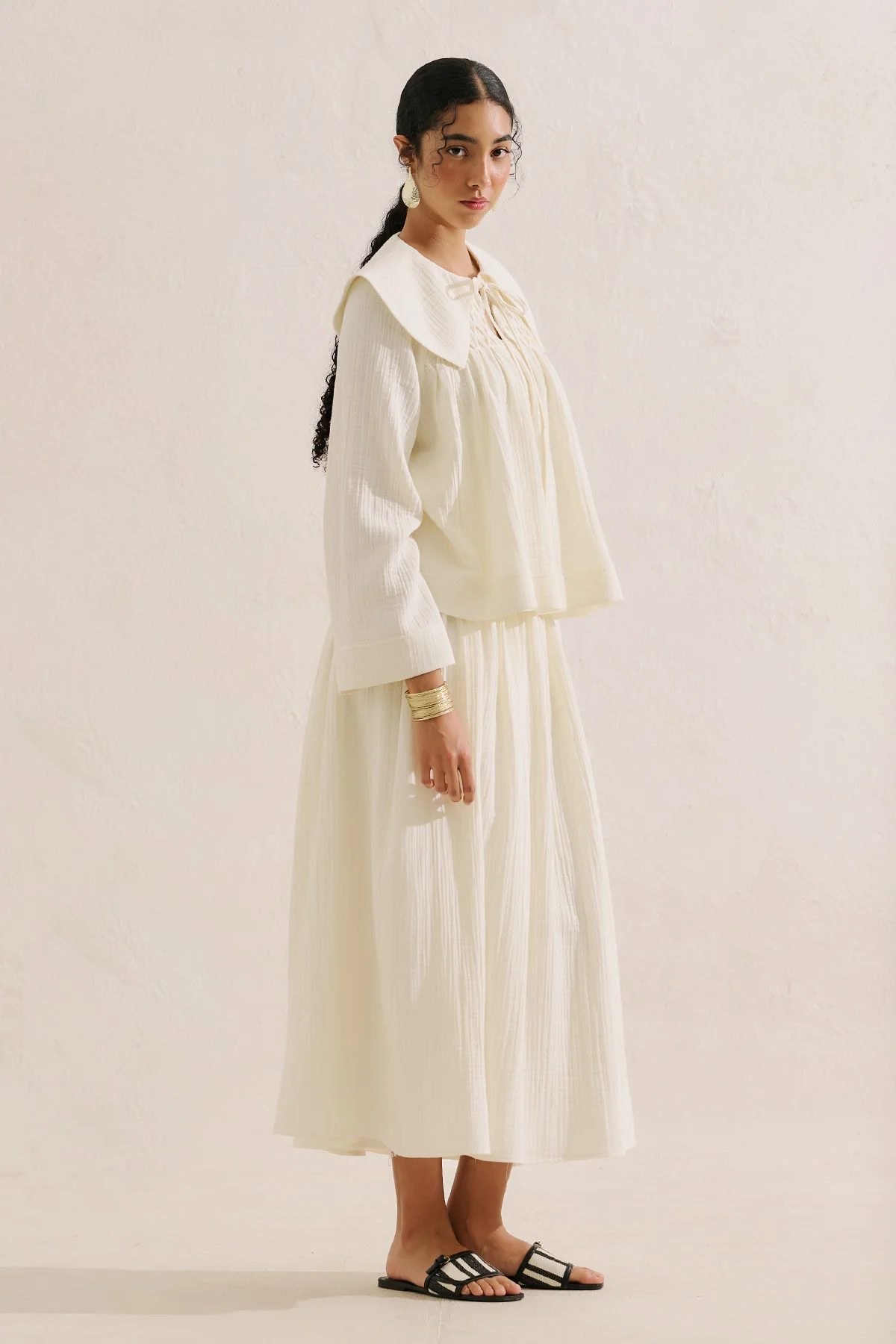 Embroidered Muslin Wide Collar Blouse Ecru - Image 3