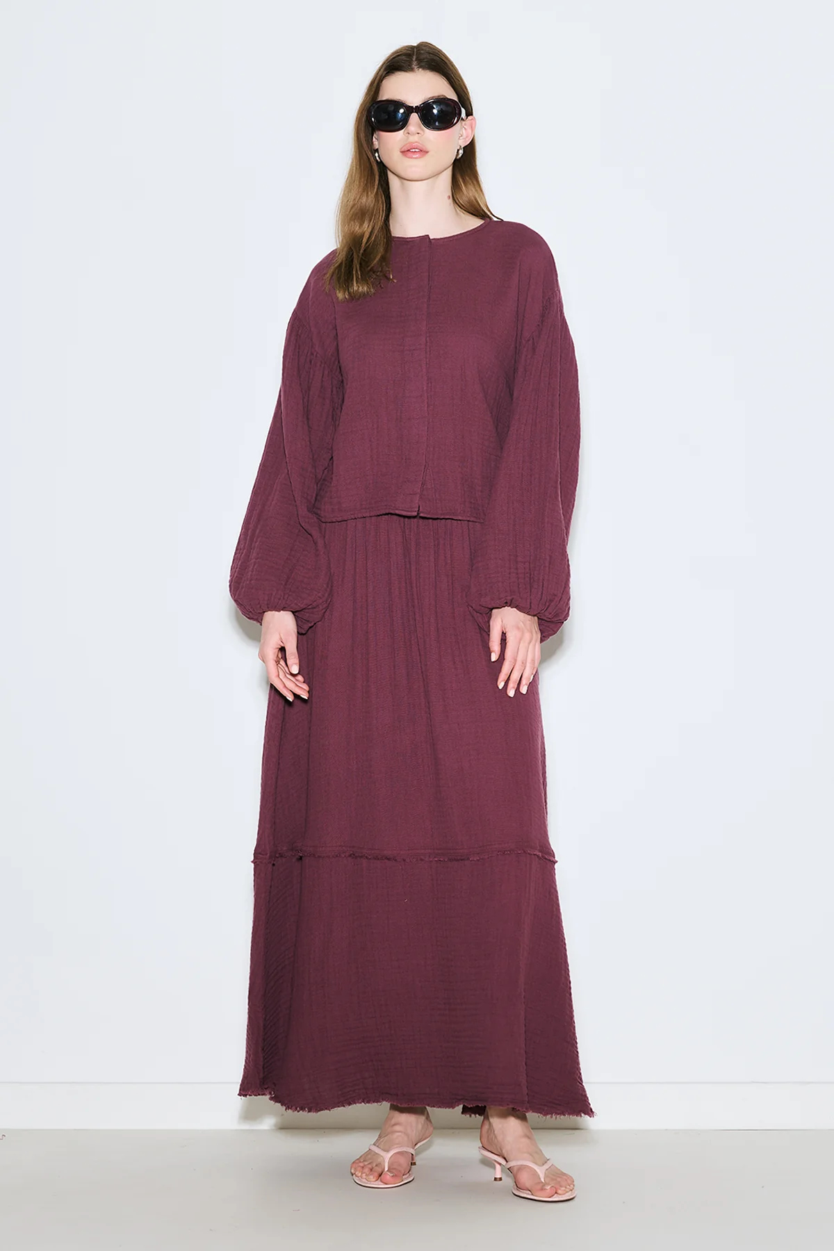 Muslin Puff-Sleeve Crop Blouse Damson - Image 3
