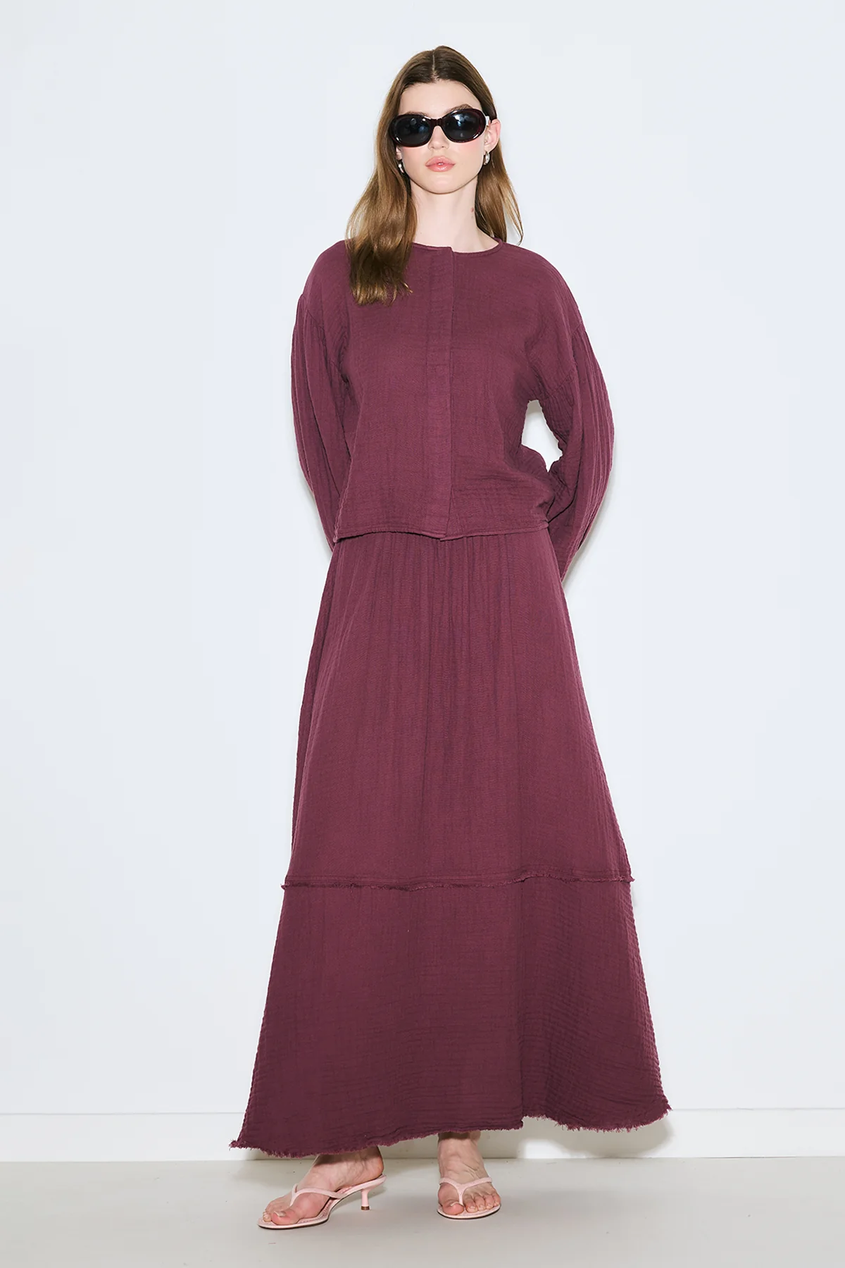 Muslin Puff-Sleeve Crop Blouse Damson - Image 4