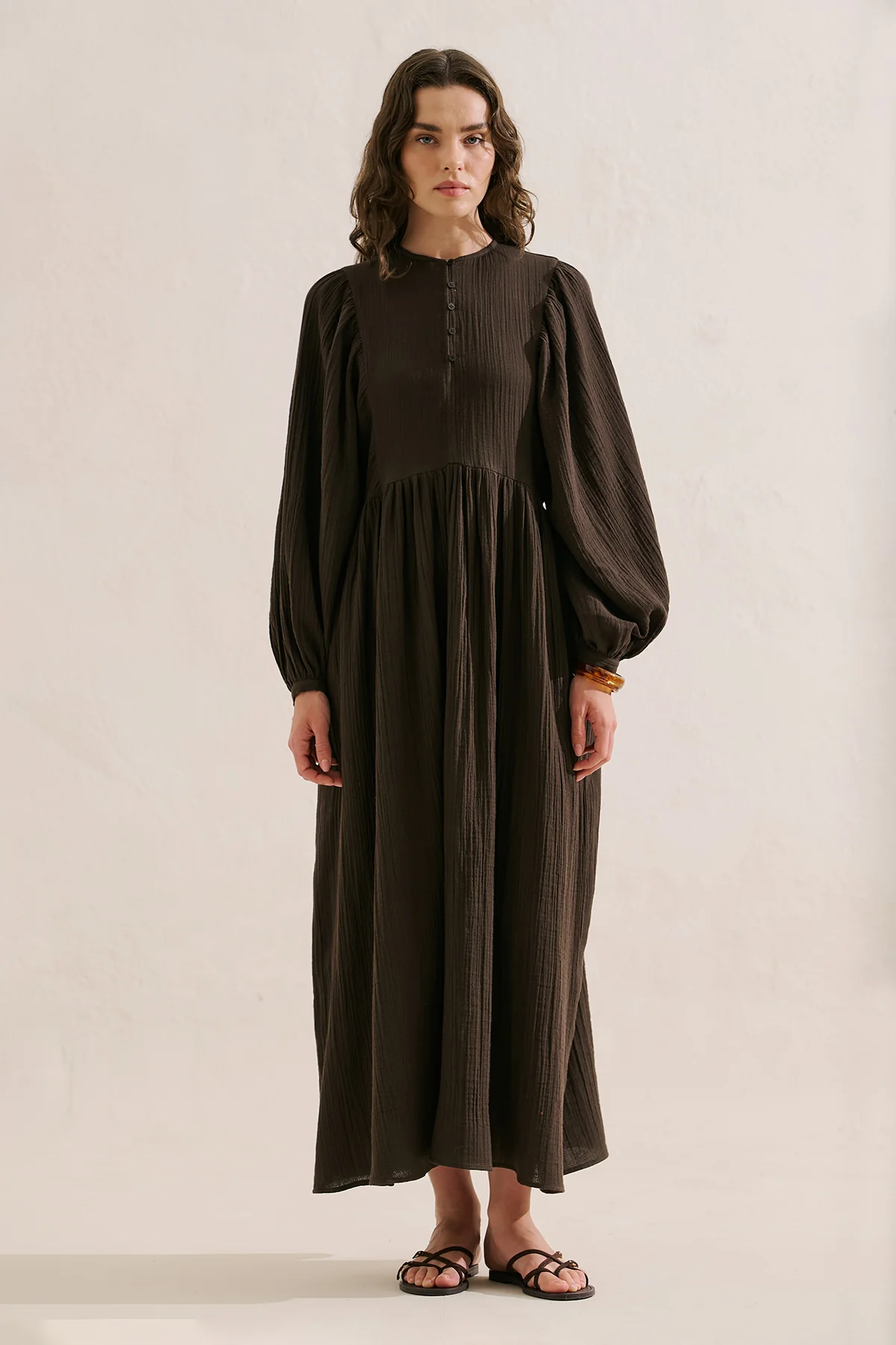 Muslin Voluminous Maxi Dress Dark Brown - Image 2