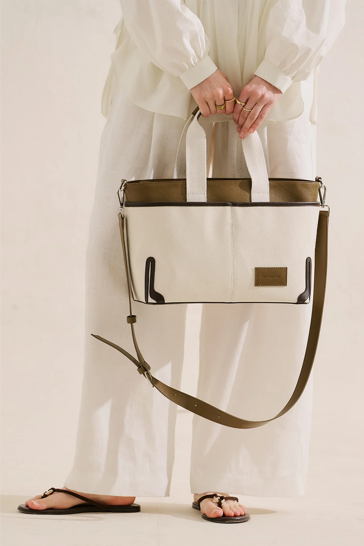Nomad Pocket Canvas Tote Bag Brown - Image 3