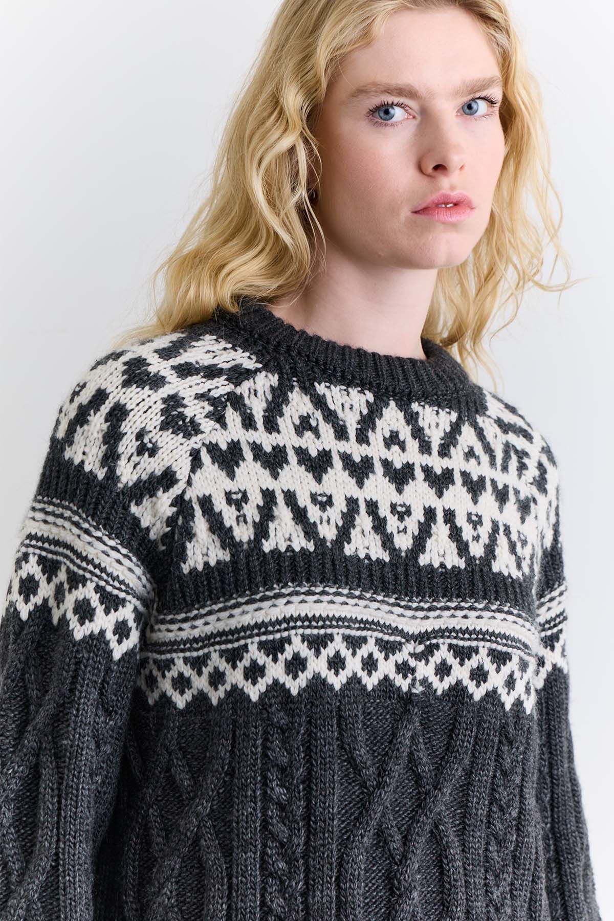 Nordic Pattern Sweater Grey - Image 4