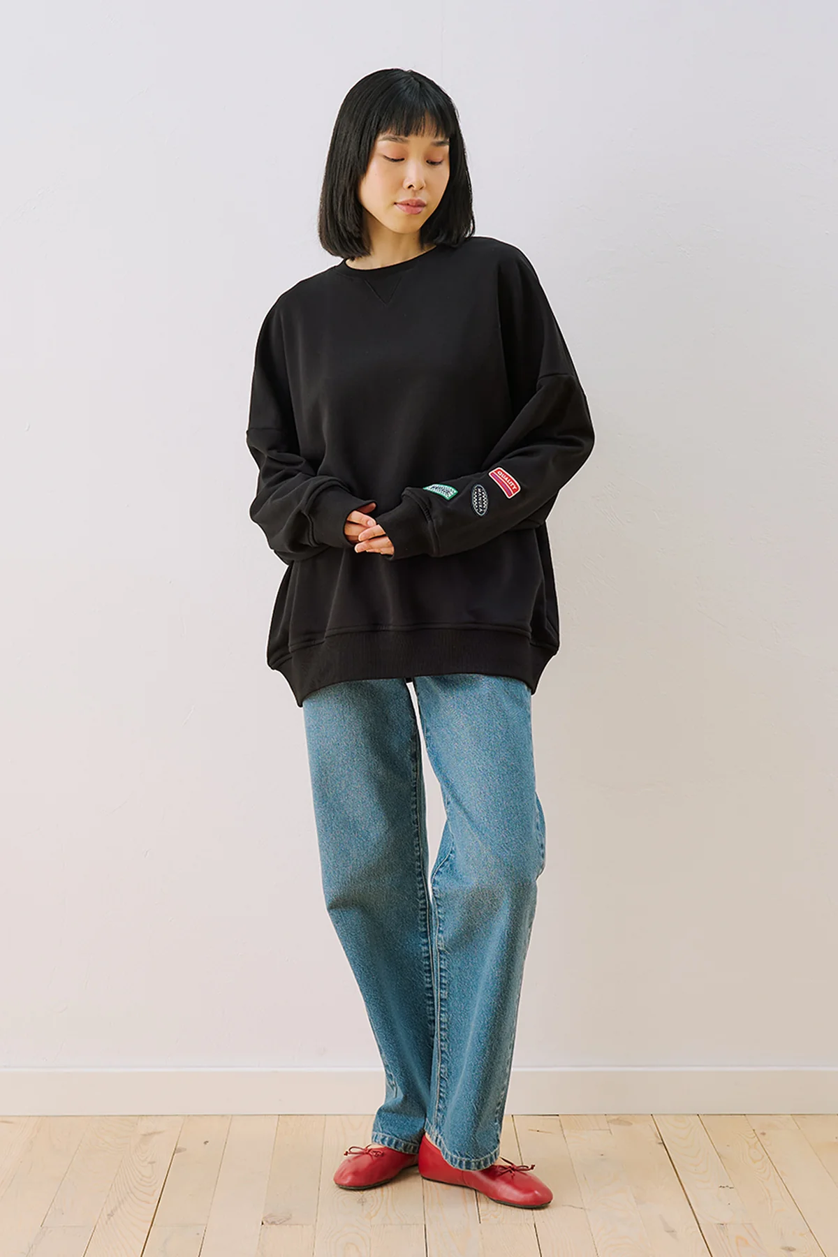Oversized Sweatshirt With Label Detail Black - Image 2