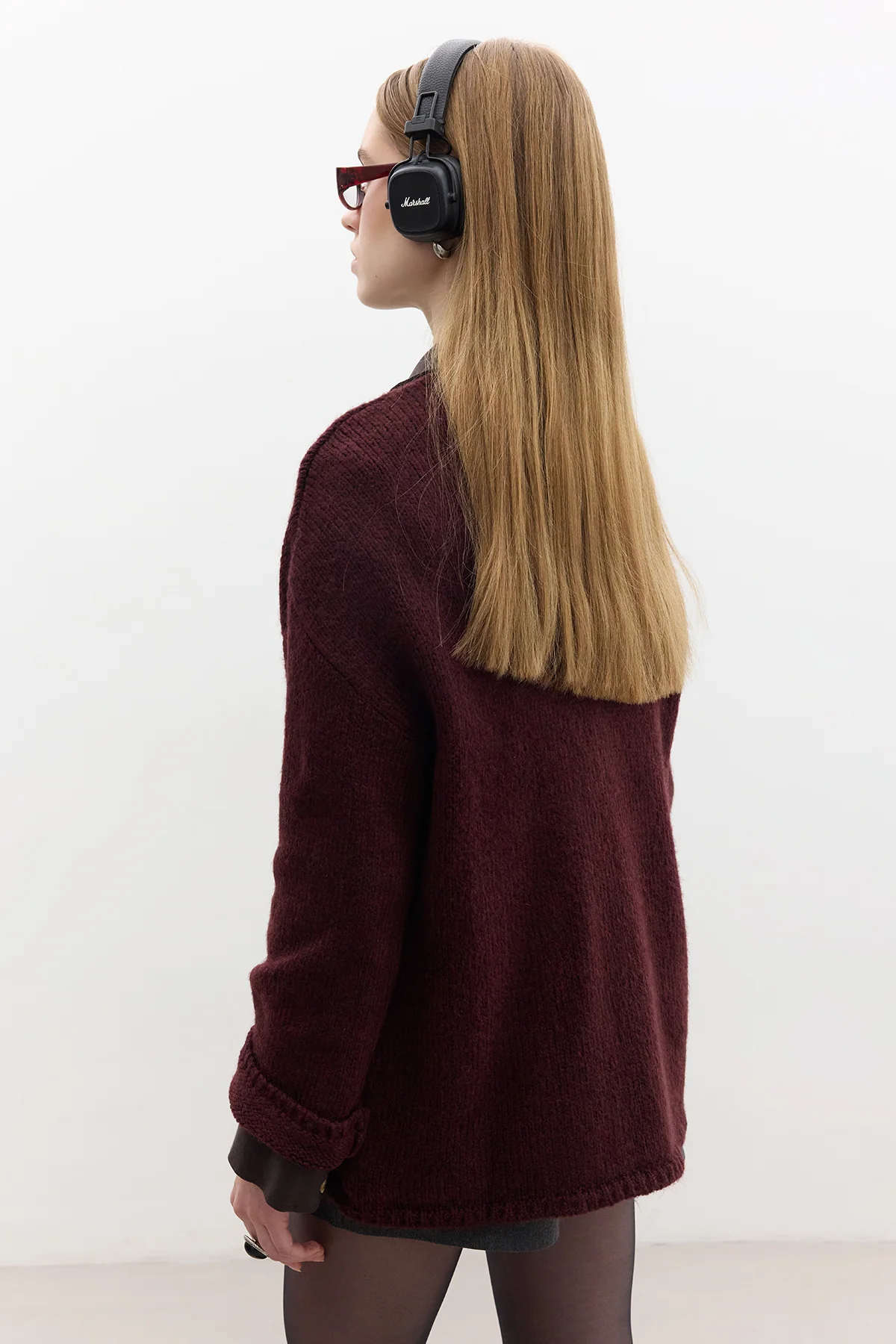 Oversized Sweater Burgundy - Image 8