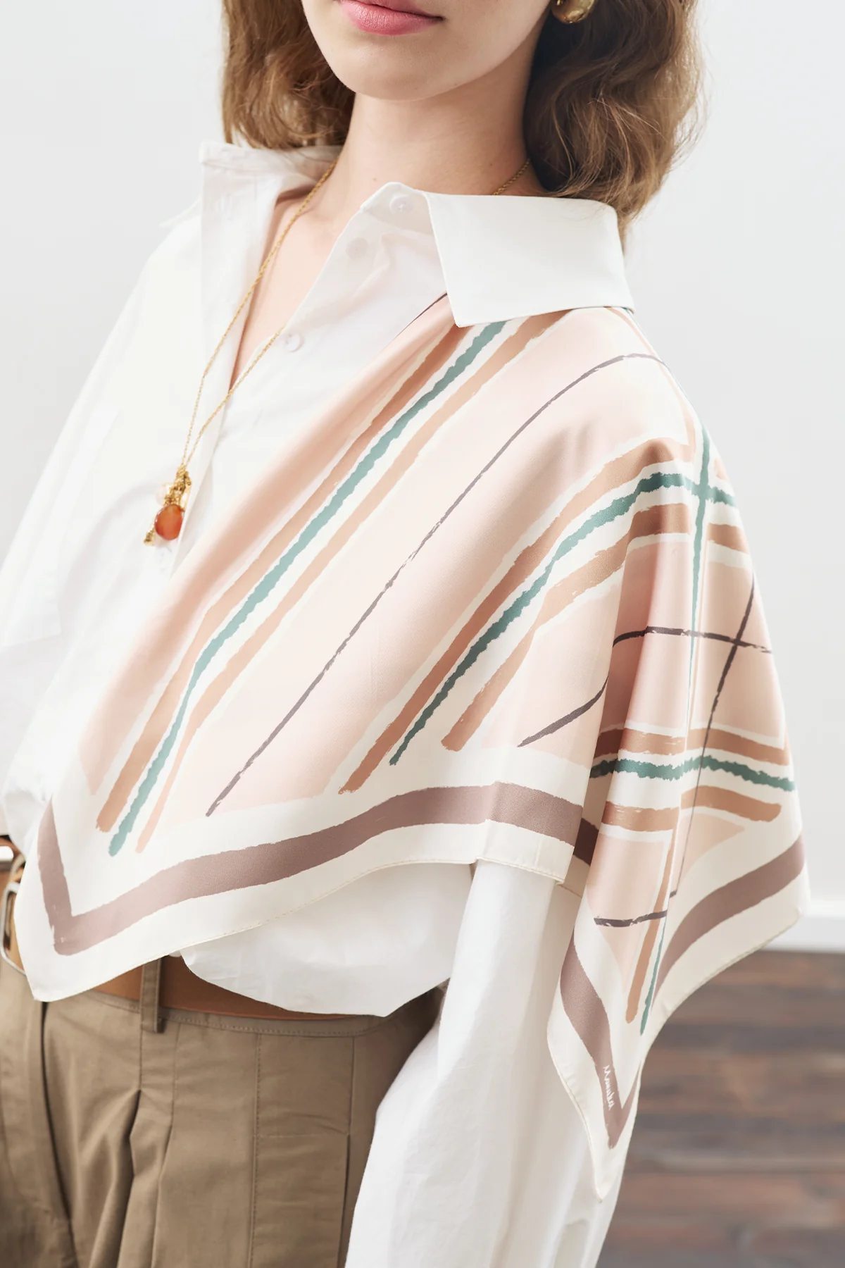 Patterned Mid Size Satin Scarf Leya - Image 3