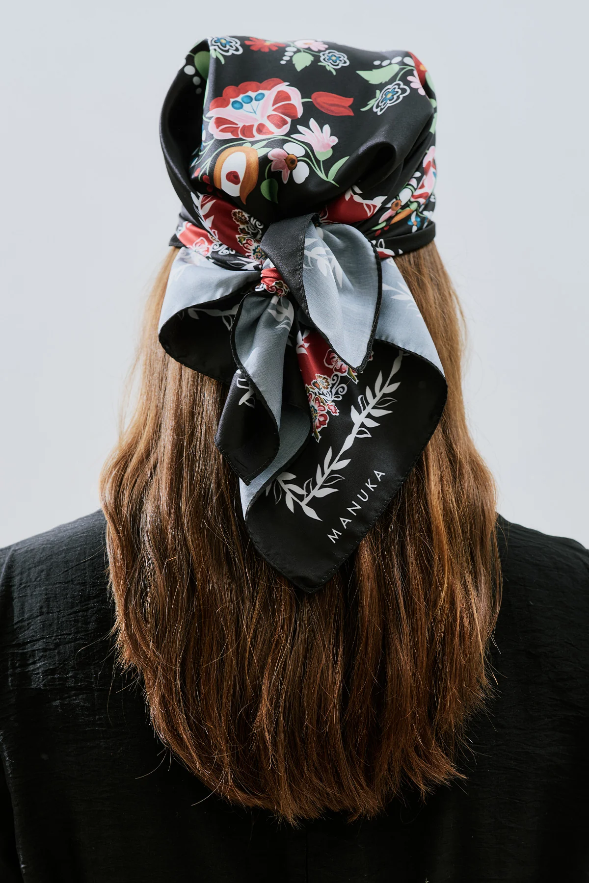Patterned Satin Scarf Lora - Image 6