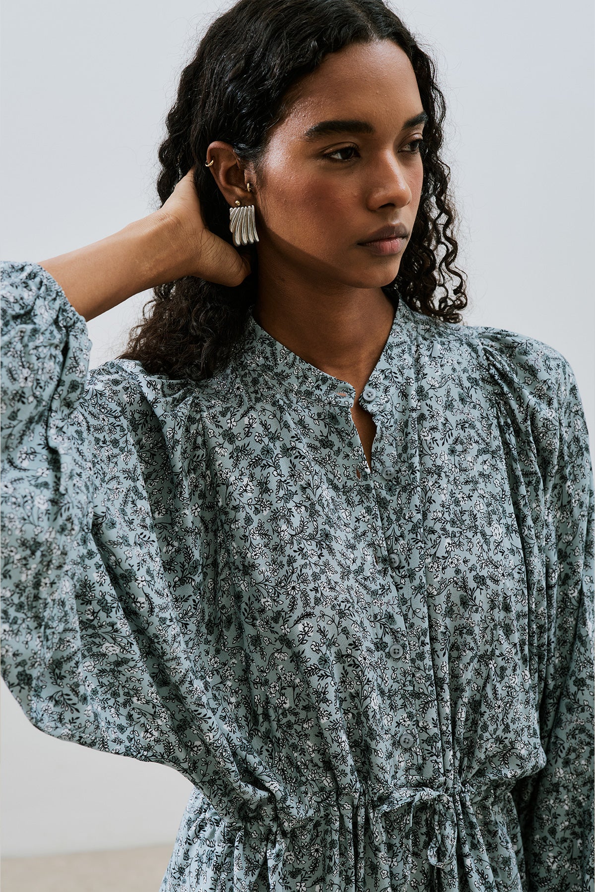 Patterned Viscose Tie Dress Lily Indigo - Image 4