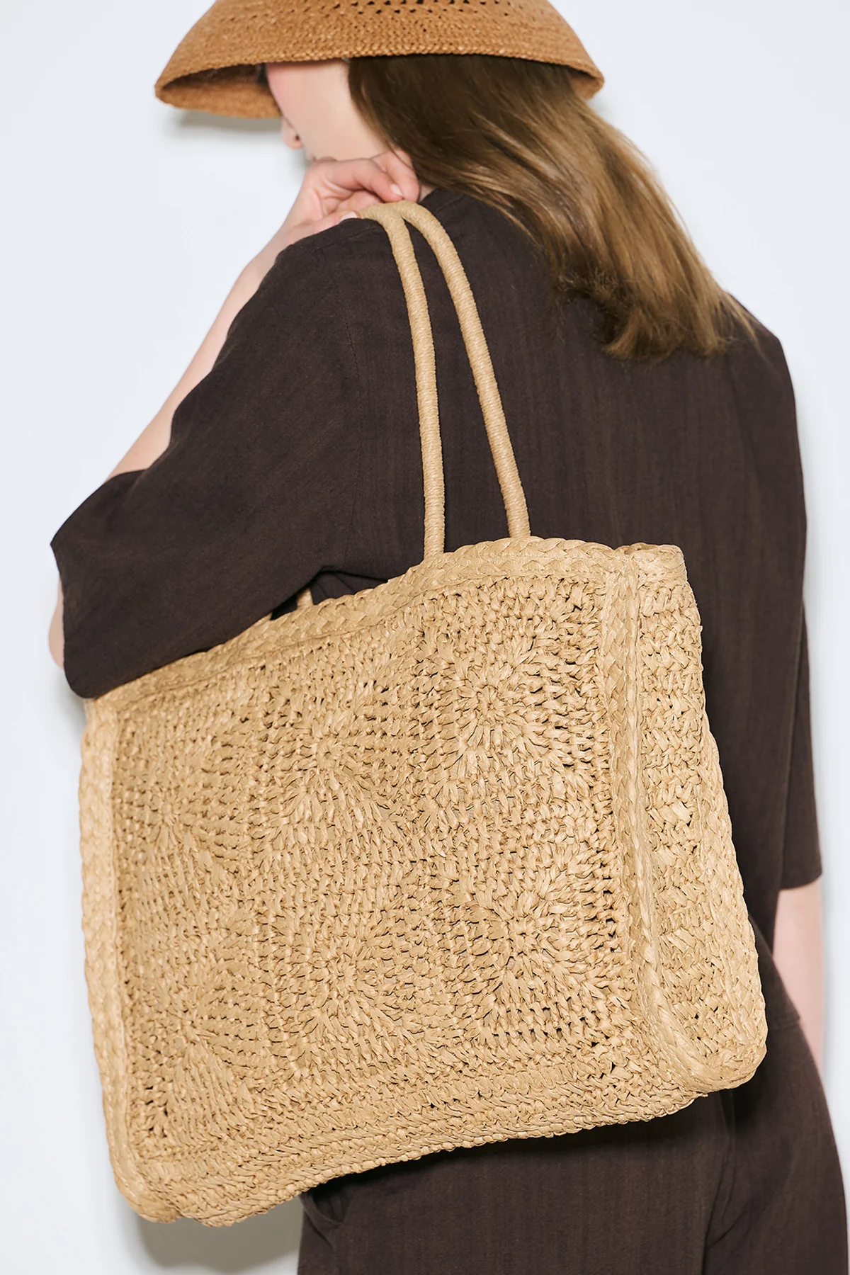 Patterned Woven Large Bag Natural - Image 3