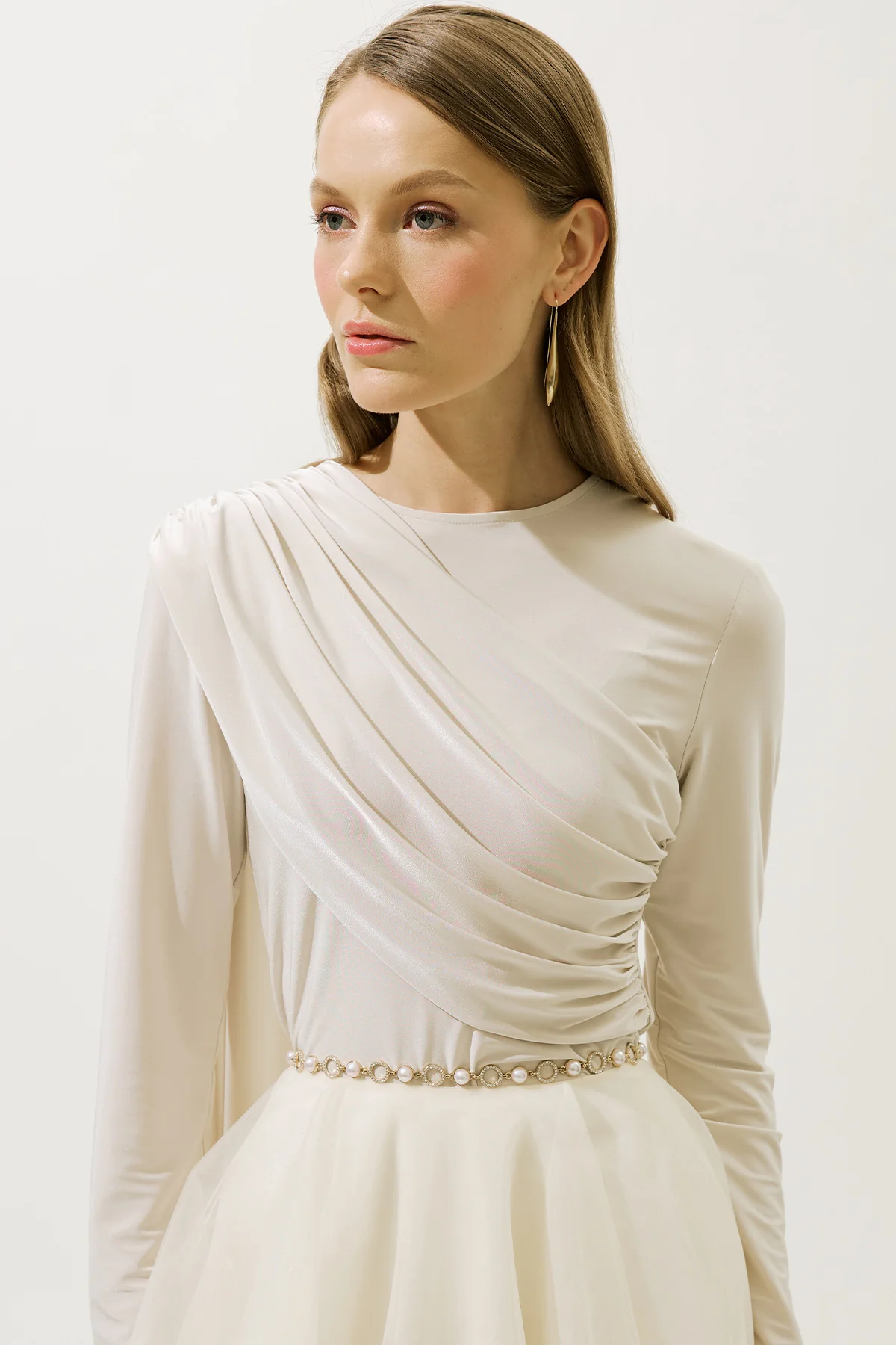Pearl & Hoop Chain Belt Gold - Image 2