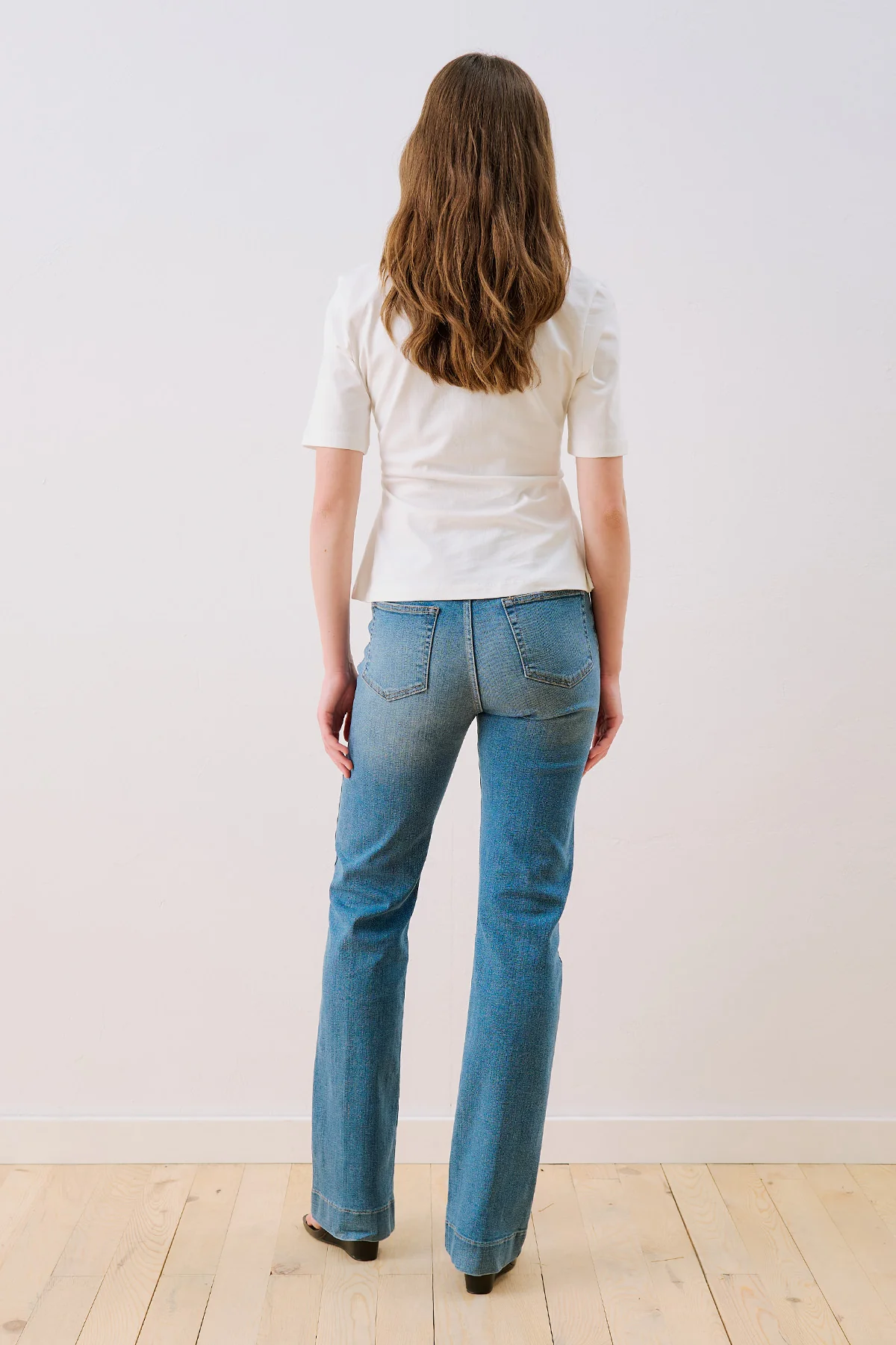 T-Shirt With Pleat Detail Ecru - Image 6