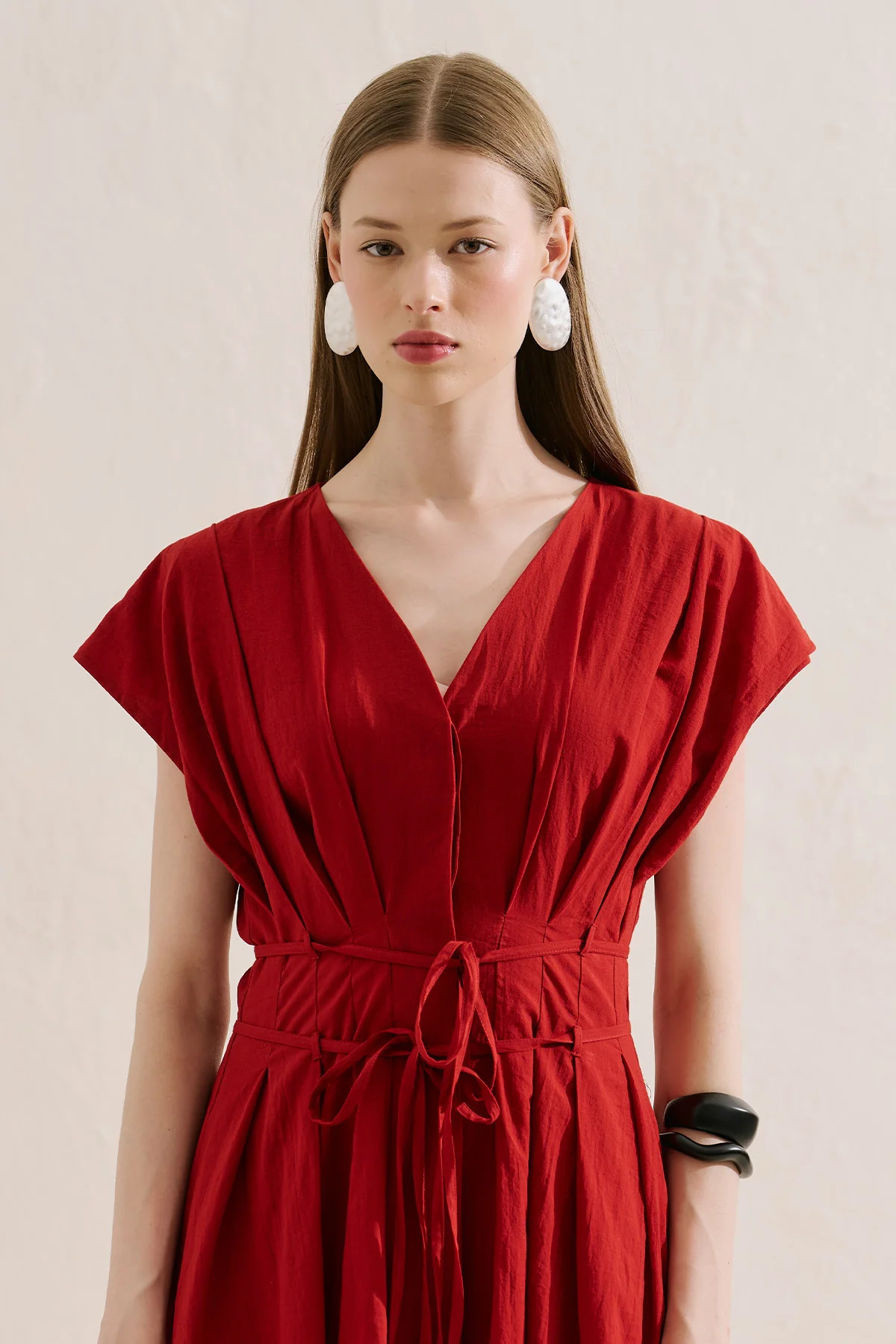Pleated Dress With Belt Detail Red - Image 7