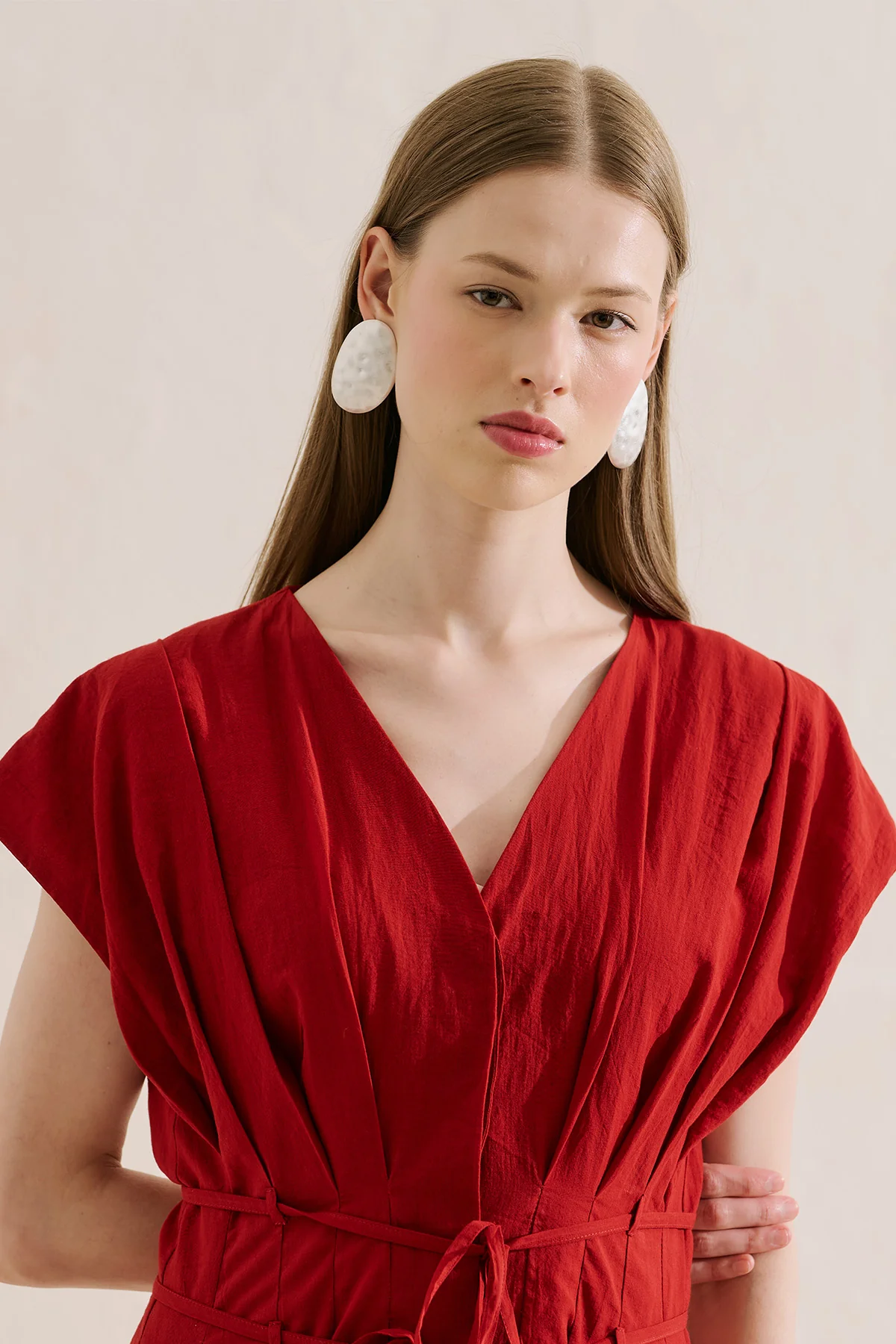 Pleated Dress With Belt Detail Red - Image 8