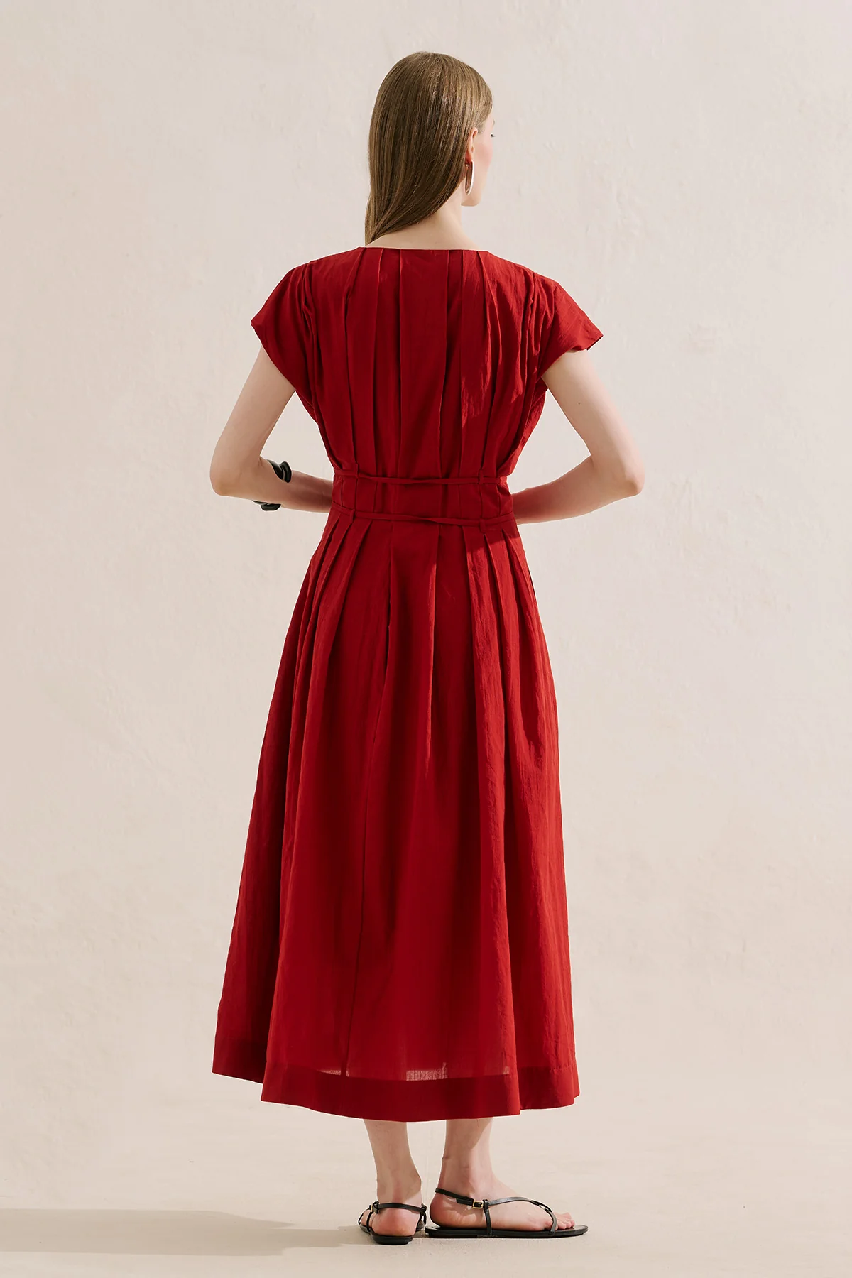 Pleated Dress With Belt Detail Red - Image 9