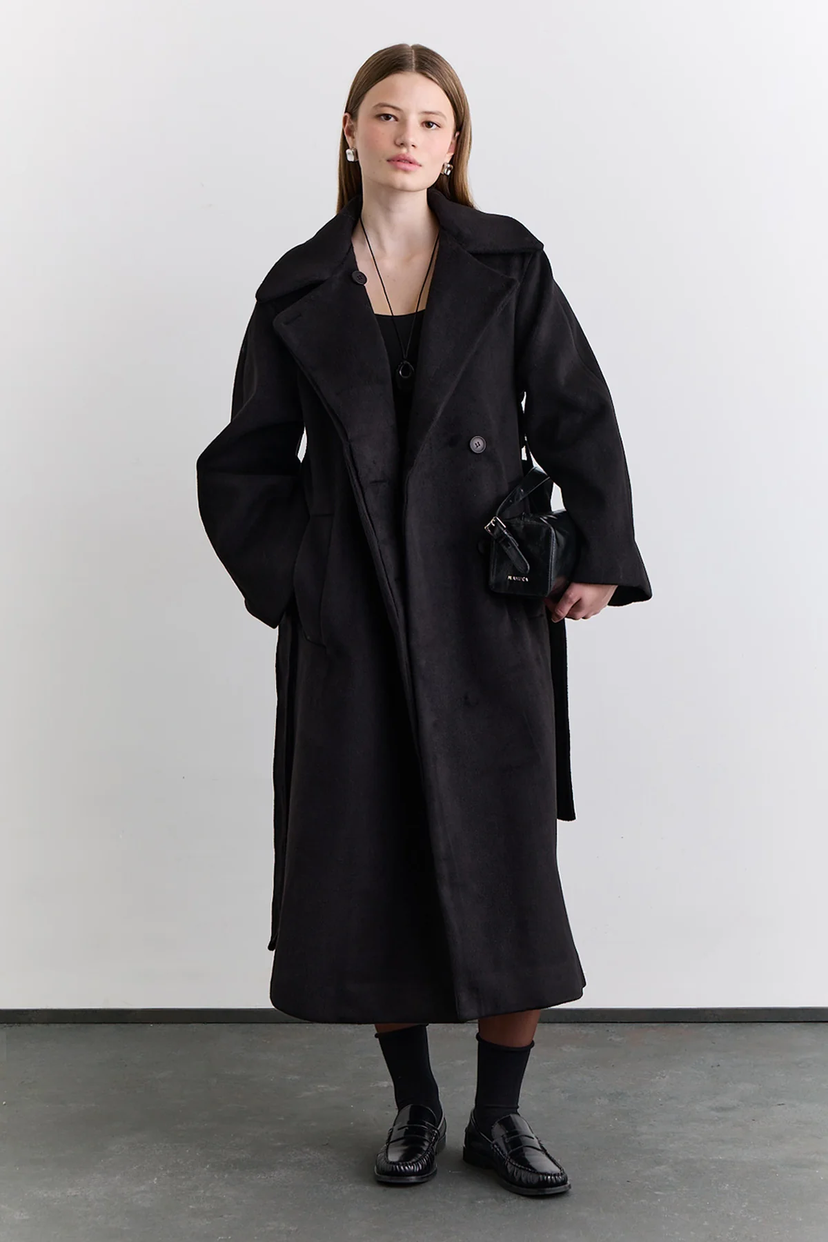 Plain Cachet Coat Black - Image 2