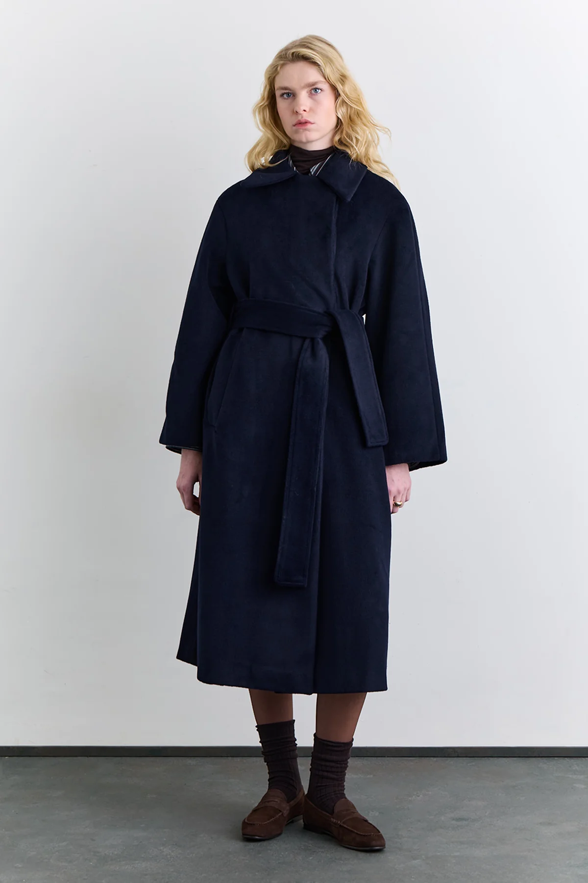 Plain Cachet Coat Navy Blue - Image 4