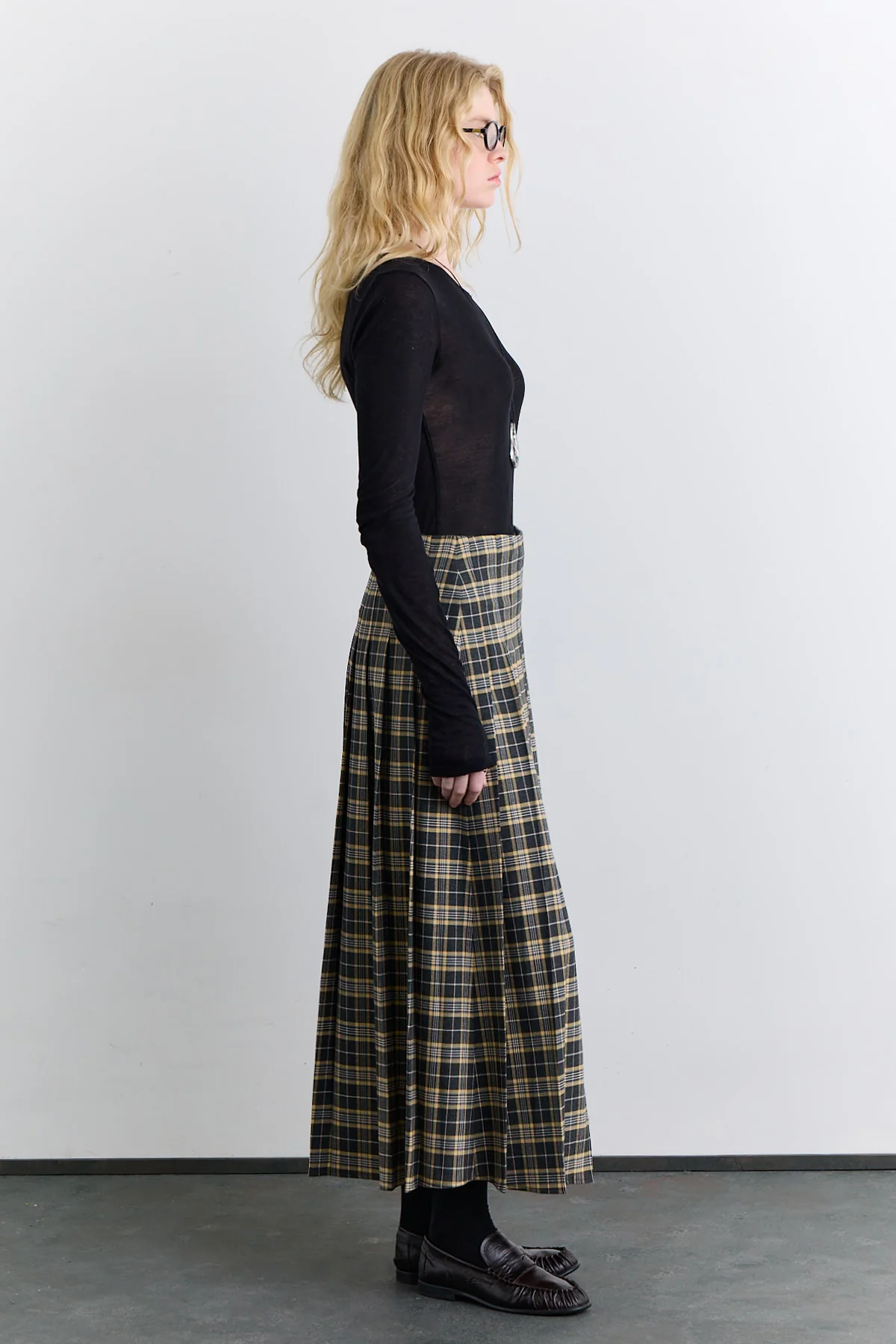 Pleated Belted Checked Skirt Camel - Image 11