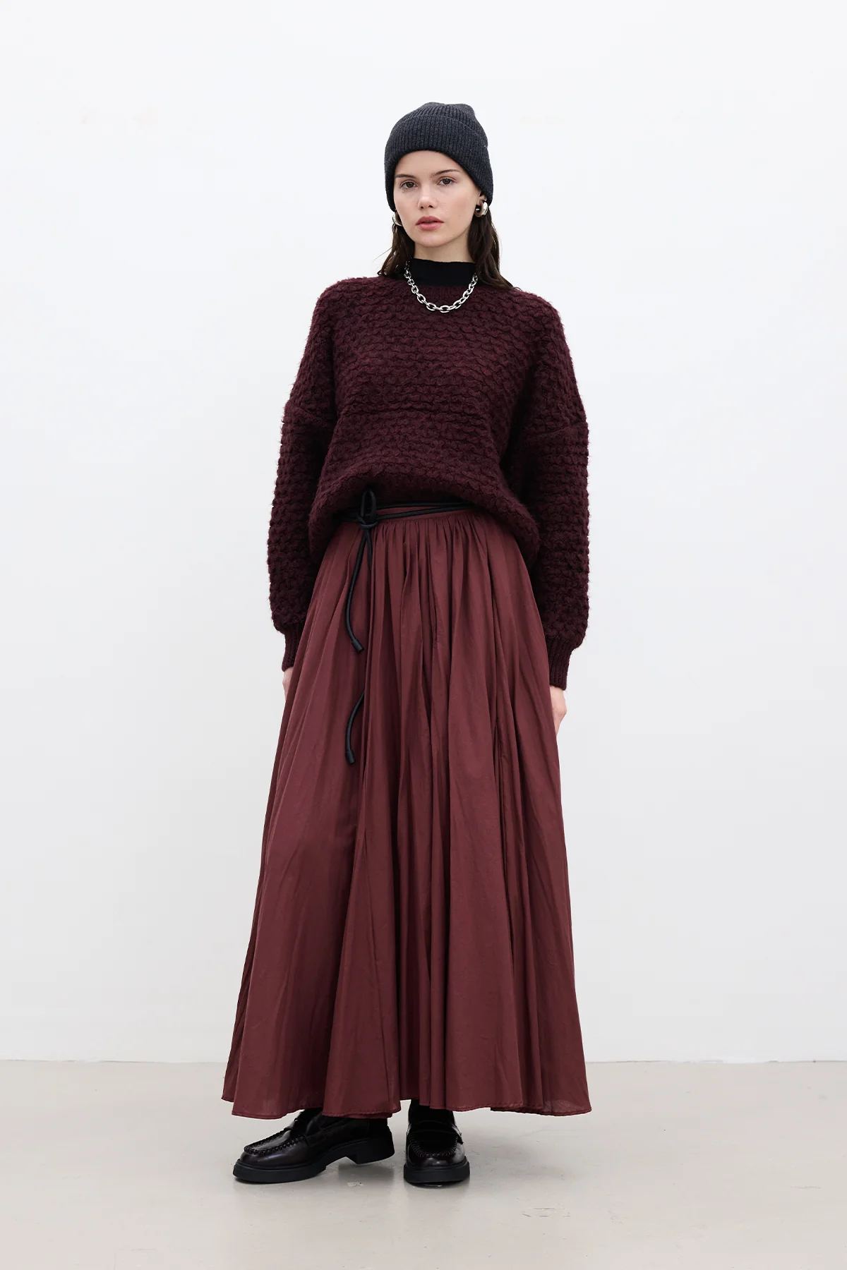 Pleated Maxi Skirt Burgundy - Image 5