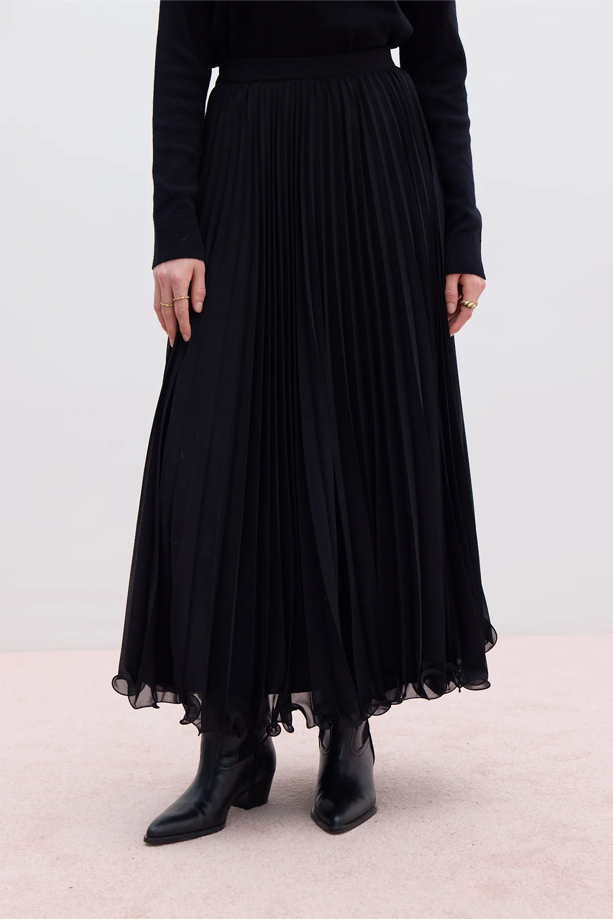 Pleated Skirt Black - Image 6