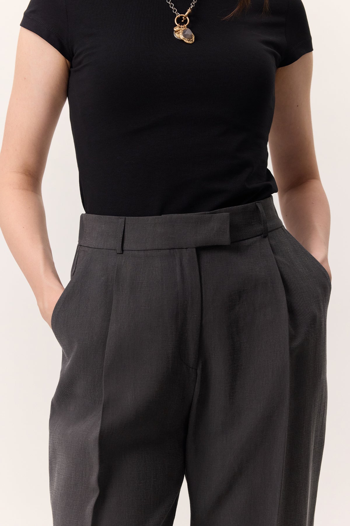 Pleated Tencel Trousers Anthracite - Image 4